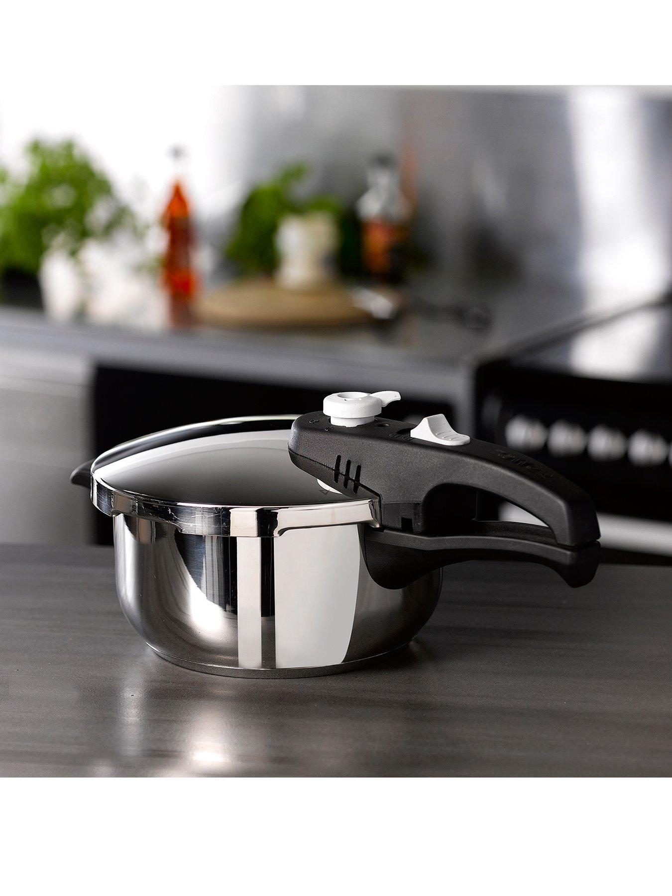 Image 1 of 6 of Tower 3l/20cm Pressure Cooker