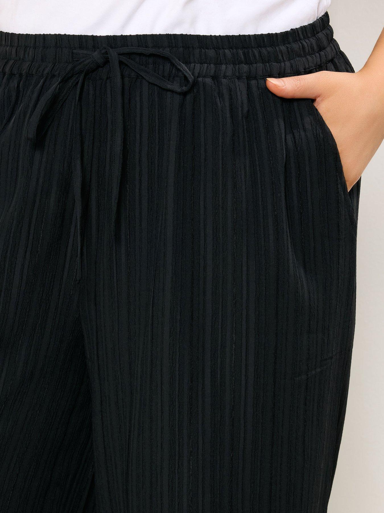 yours-curve-crinkle-wide-leg-trouser-blackoutfit