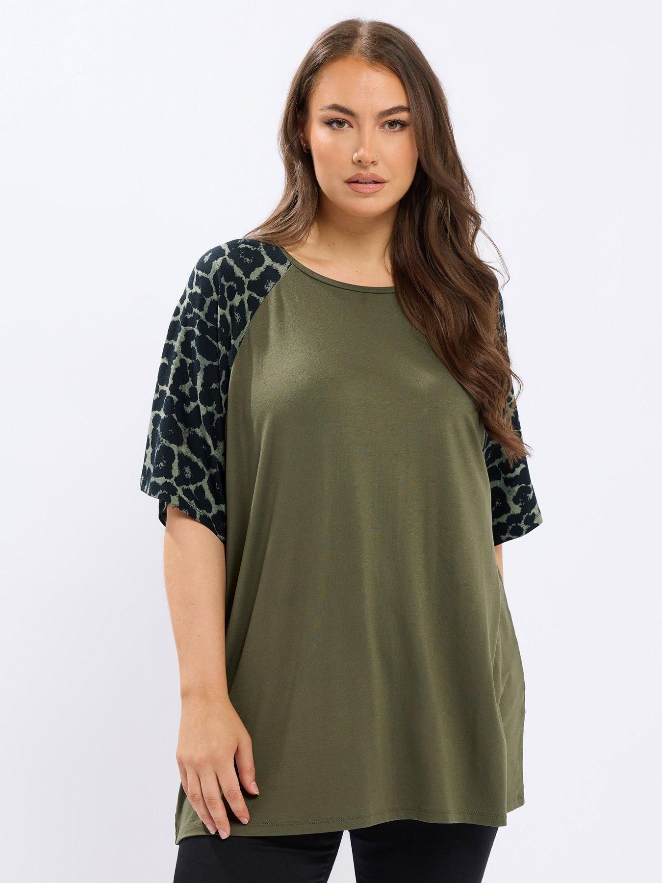 yours-curve-animal-sleeve-t-shirt-greenfront