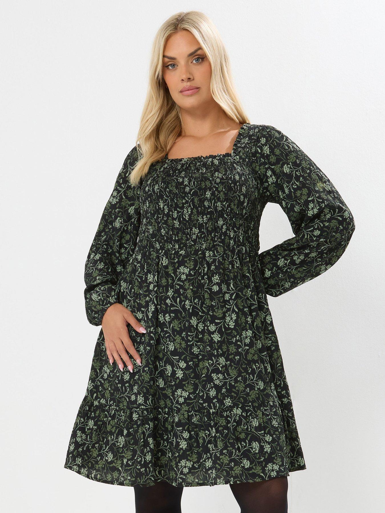 Image 3 of 4 of Yours Curve Shirred Mini Dress - Green