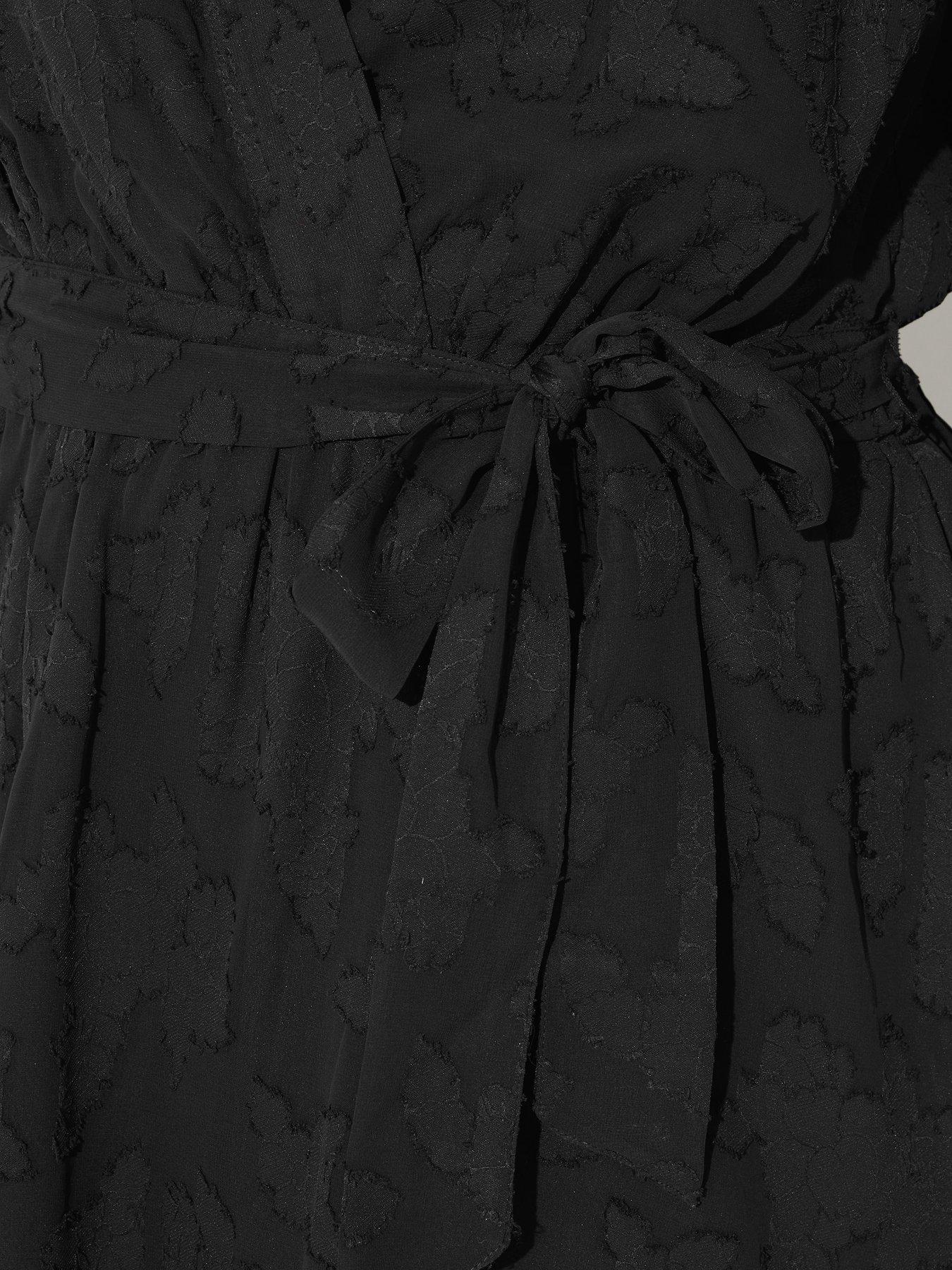 yours-curve-floral-burn-out-wrap-top-blackoutfit