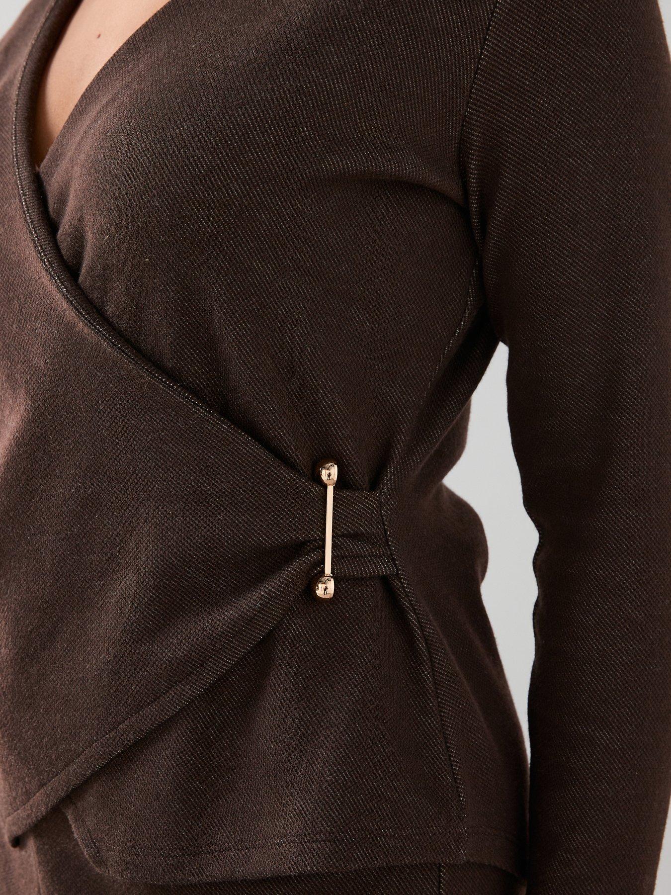 the-very-collection-curve-metal-trim-wrap-top-co-ord-brownoutfit