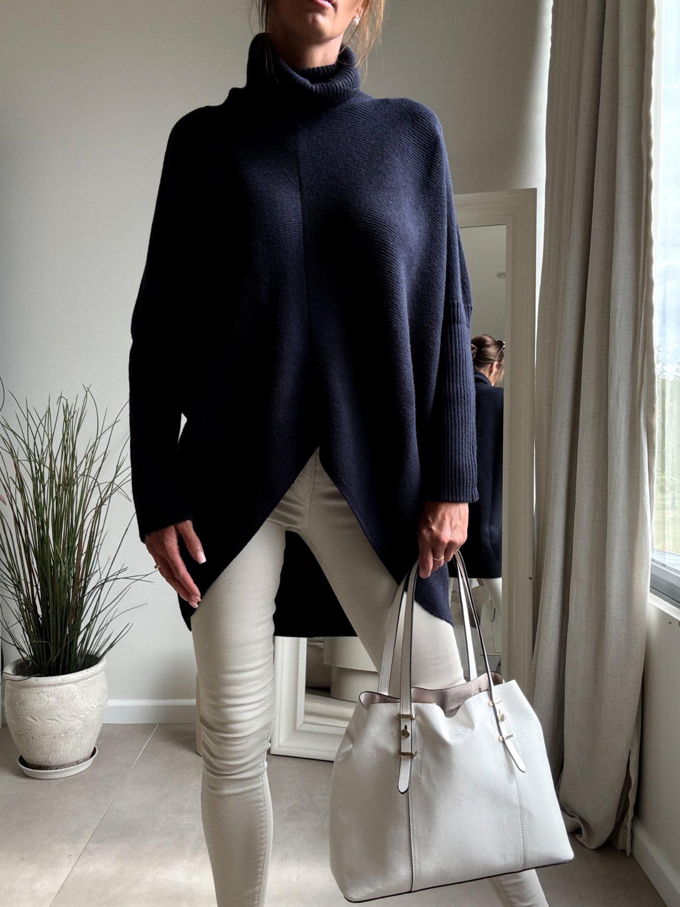 Image 4 of 4 of Style Cheat Hope Jumper - Navy