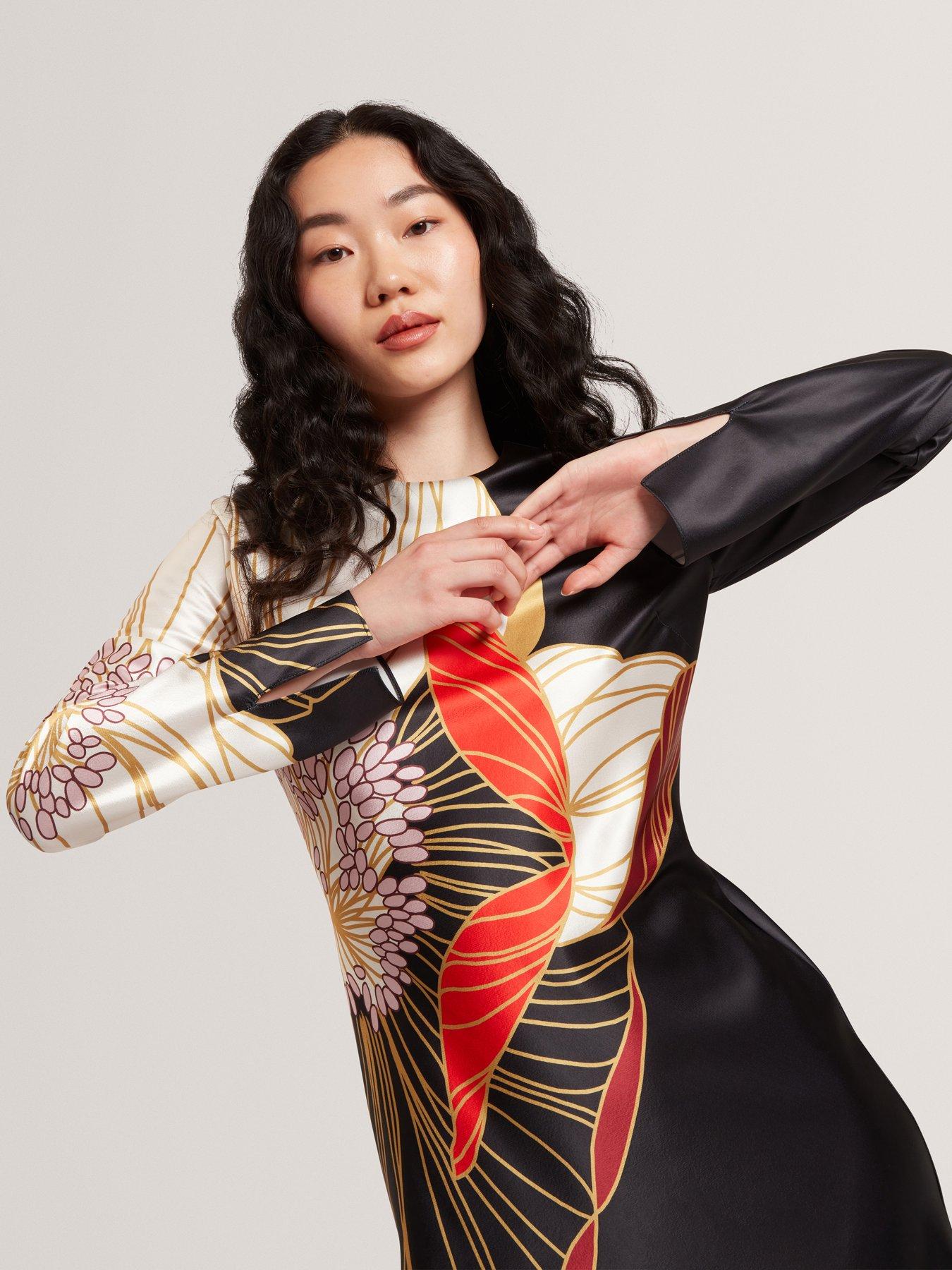 Image 3 of 6 of Ted Baker Print Long Sleeve Midi Dress - Black