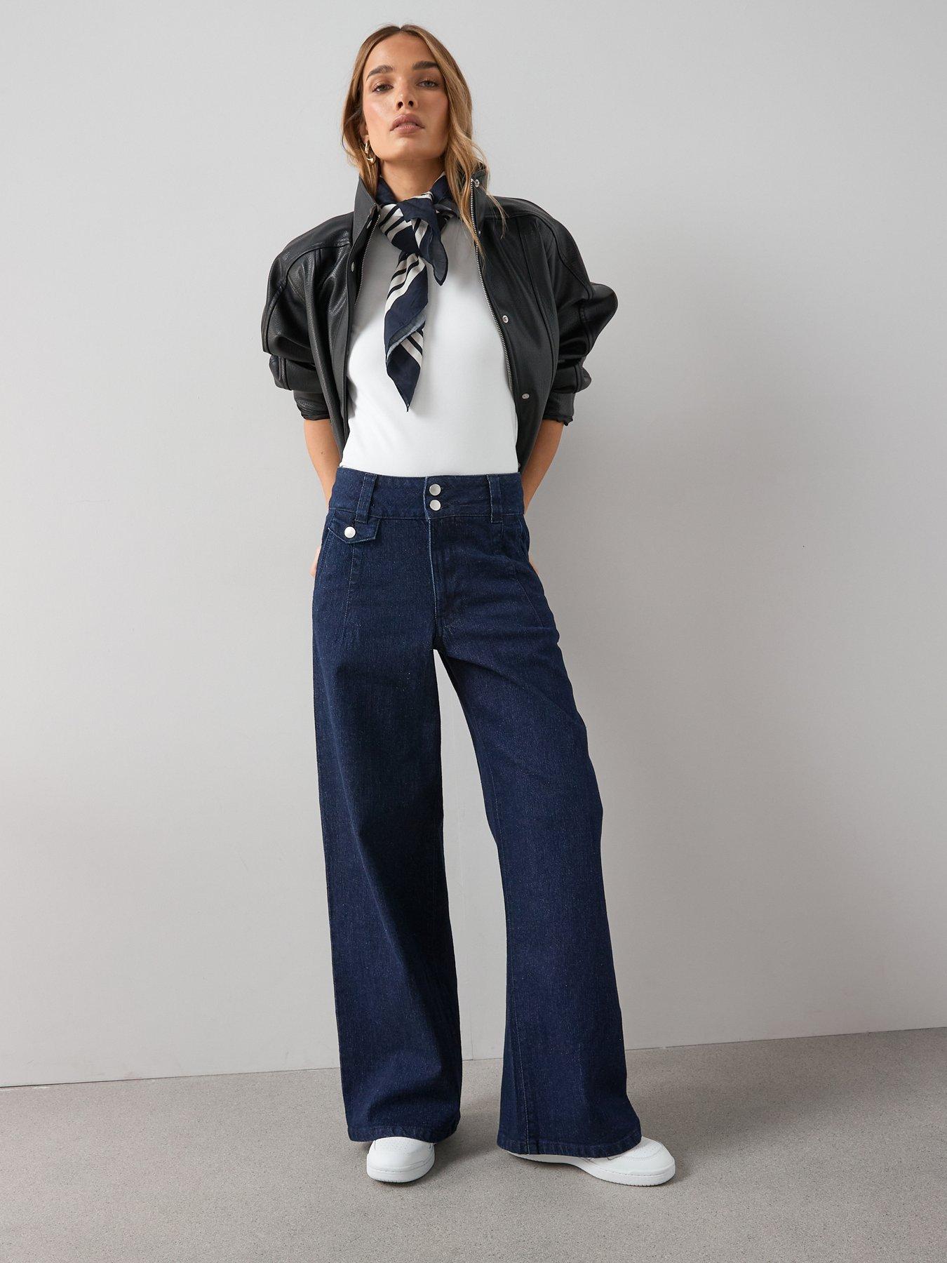 the-very-collection-double-button-ticket-pocket-jeans-dark-washfront