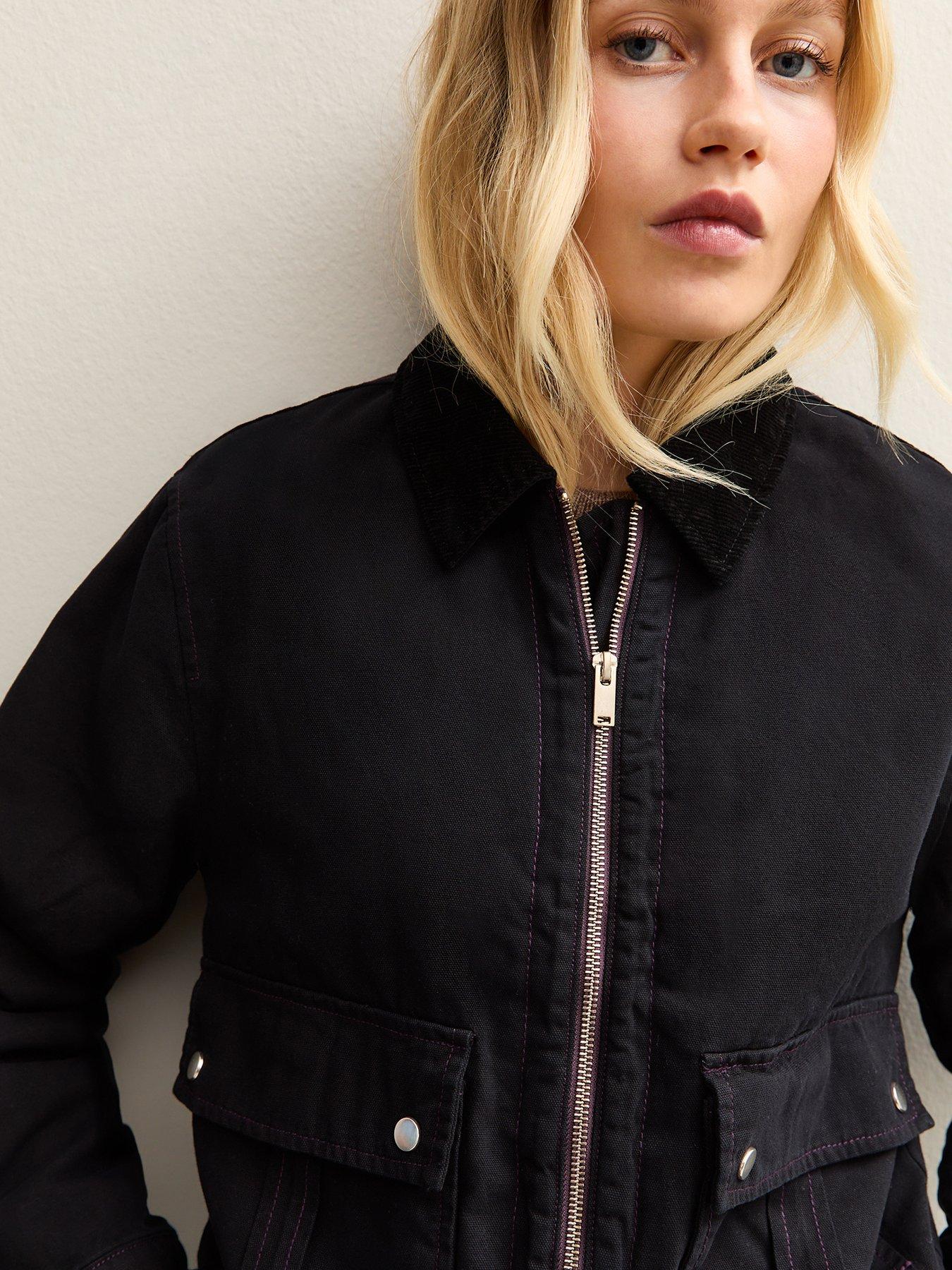 new-look-contrast-collar-cropped-barn-jacket-blackoutfit