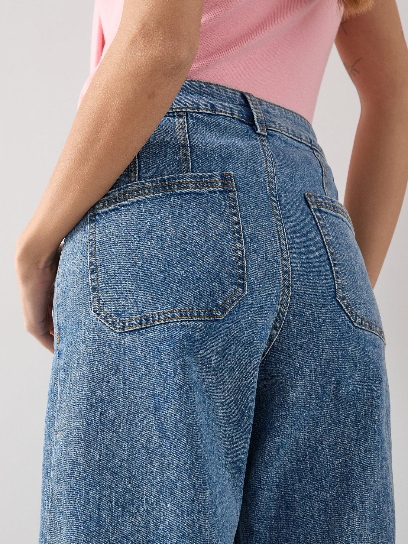 the-very-collection-patch-pocket-wide-leg-jeans-mid-washoutfit