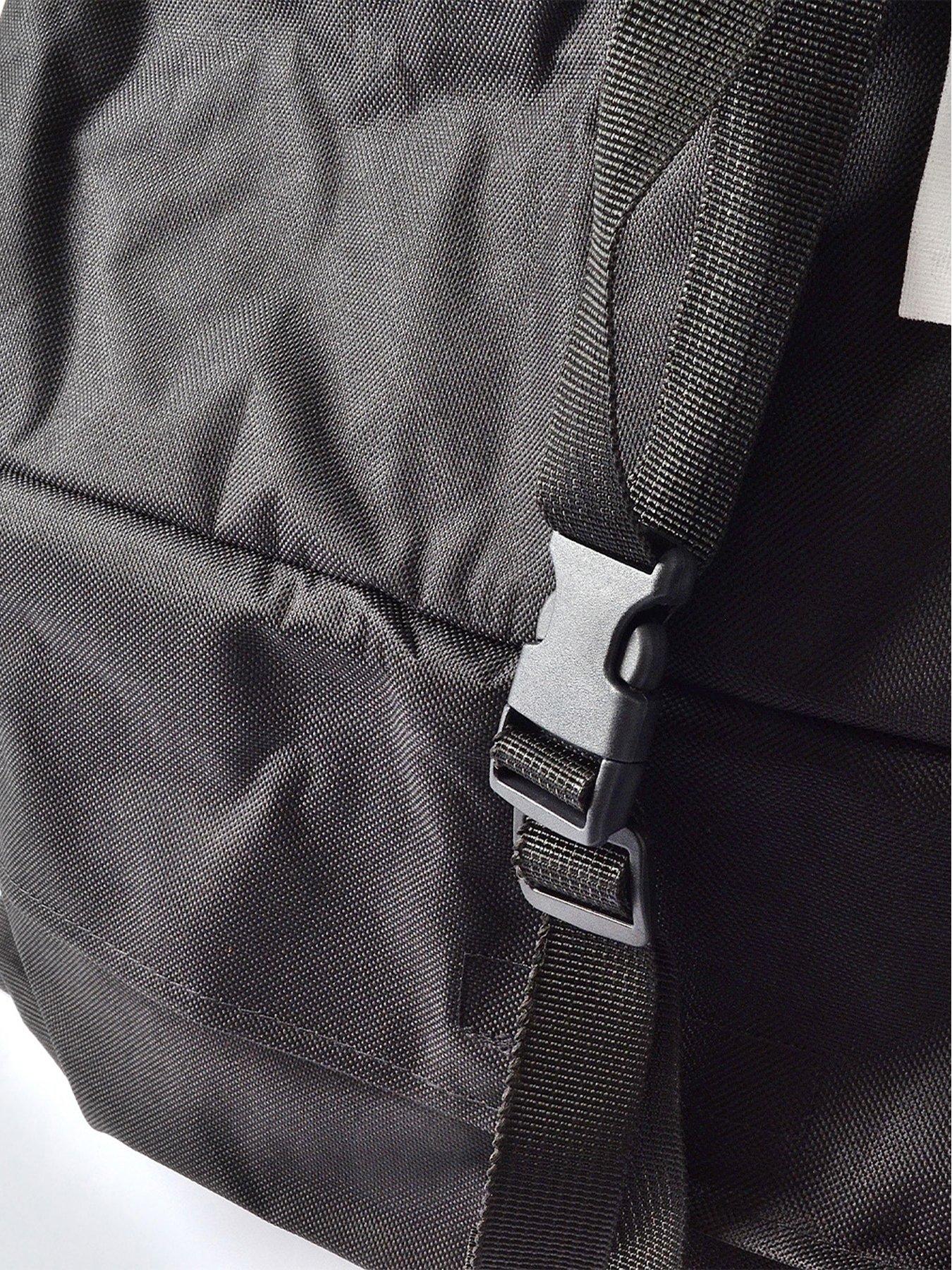 Image 3 of 4 of Hilka Tools 180L Water Resistant Roof Bag