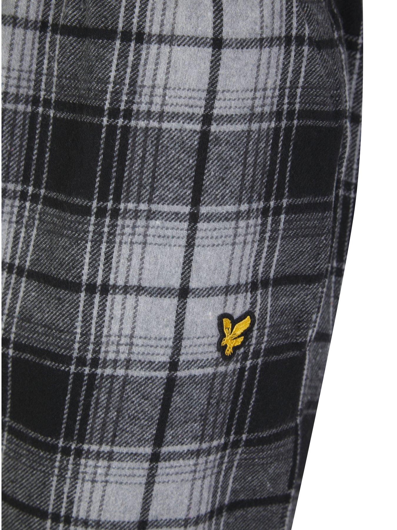 Image 5 of 6 of Lyle & Scott Lyle &amp; Scott Julian Check Pyjama Set - Black