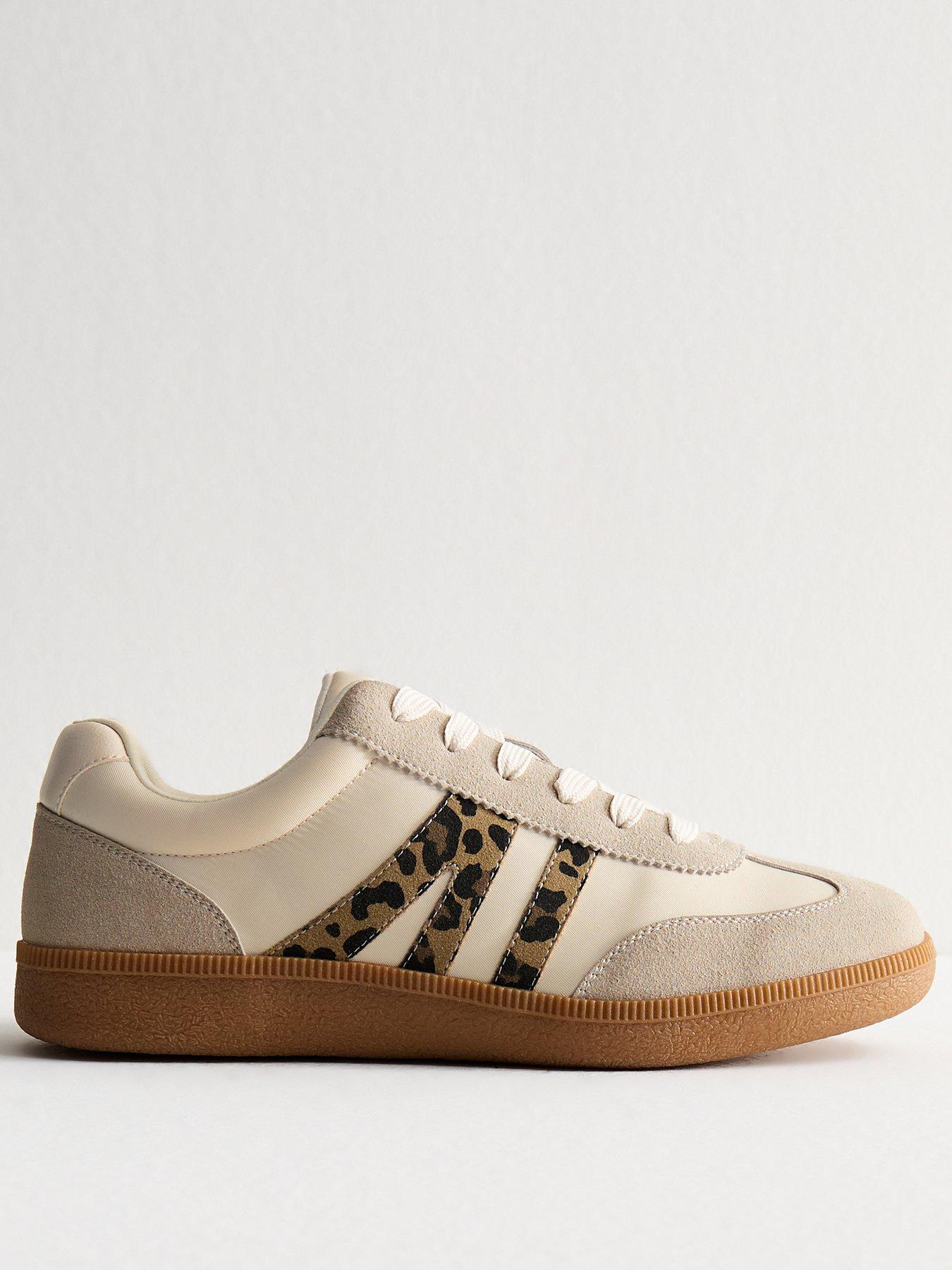 New Look Stone Contrast Stripe Low Top Trainers