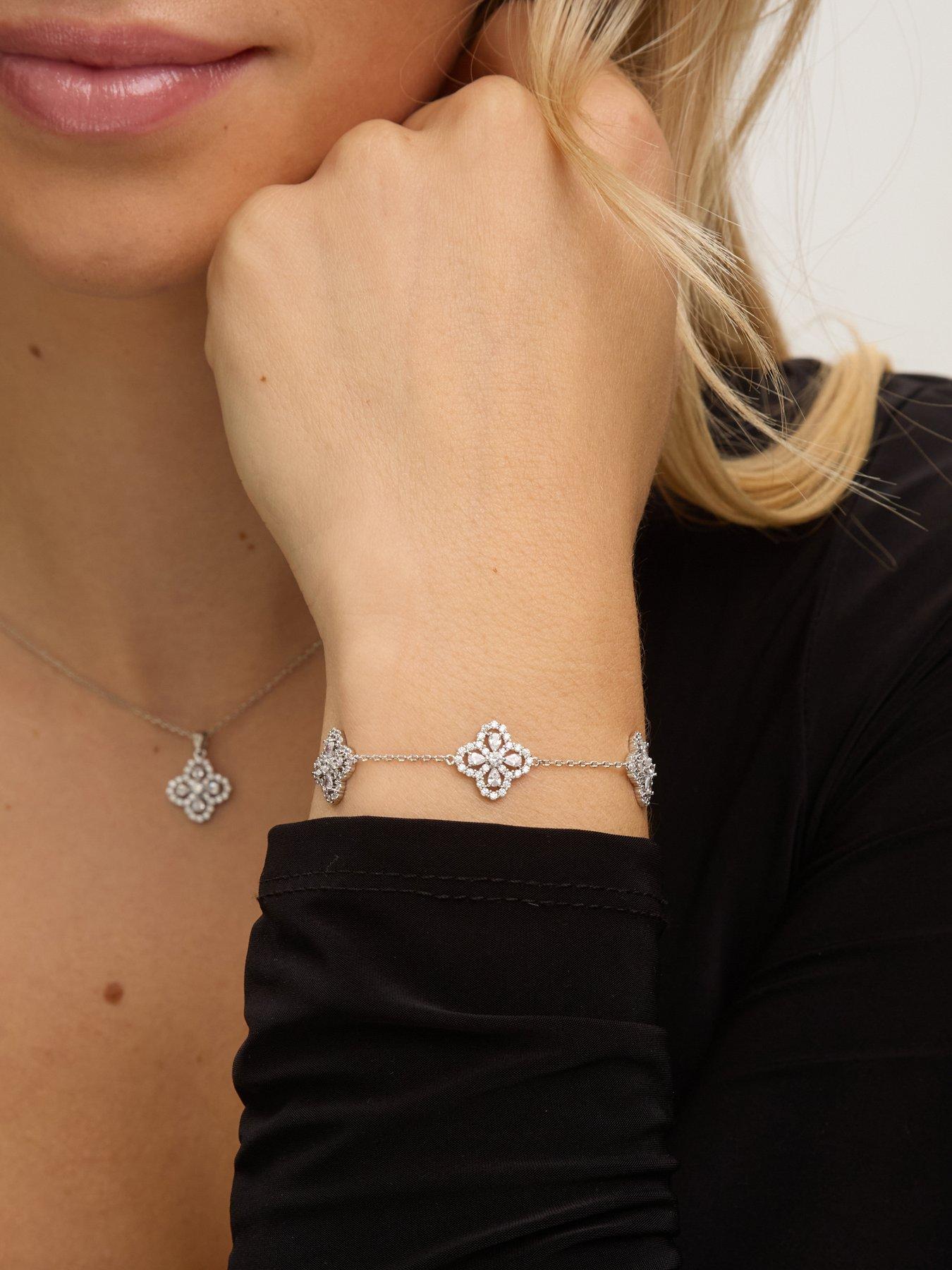 jon-richard-rhodium-plated-and-cubic-zirconia-clover-bracelet-gift-boxback