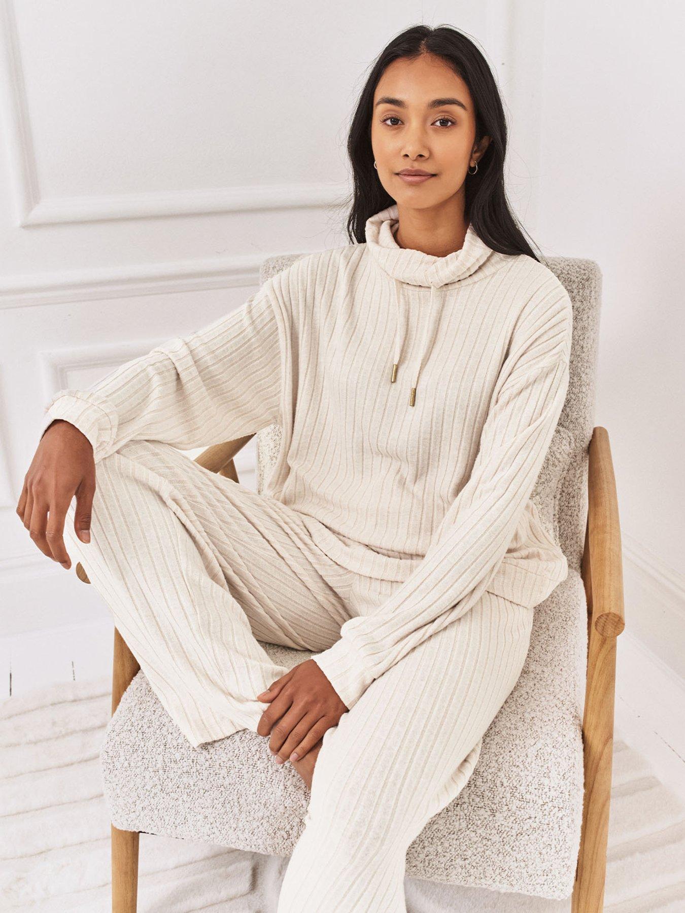 Image 4 of 6 of CHELSEA PEERS Ribbed Knit High Neck Sweatshirt - Off White