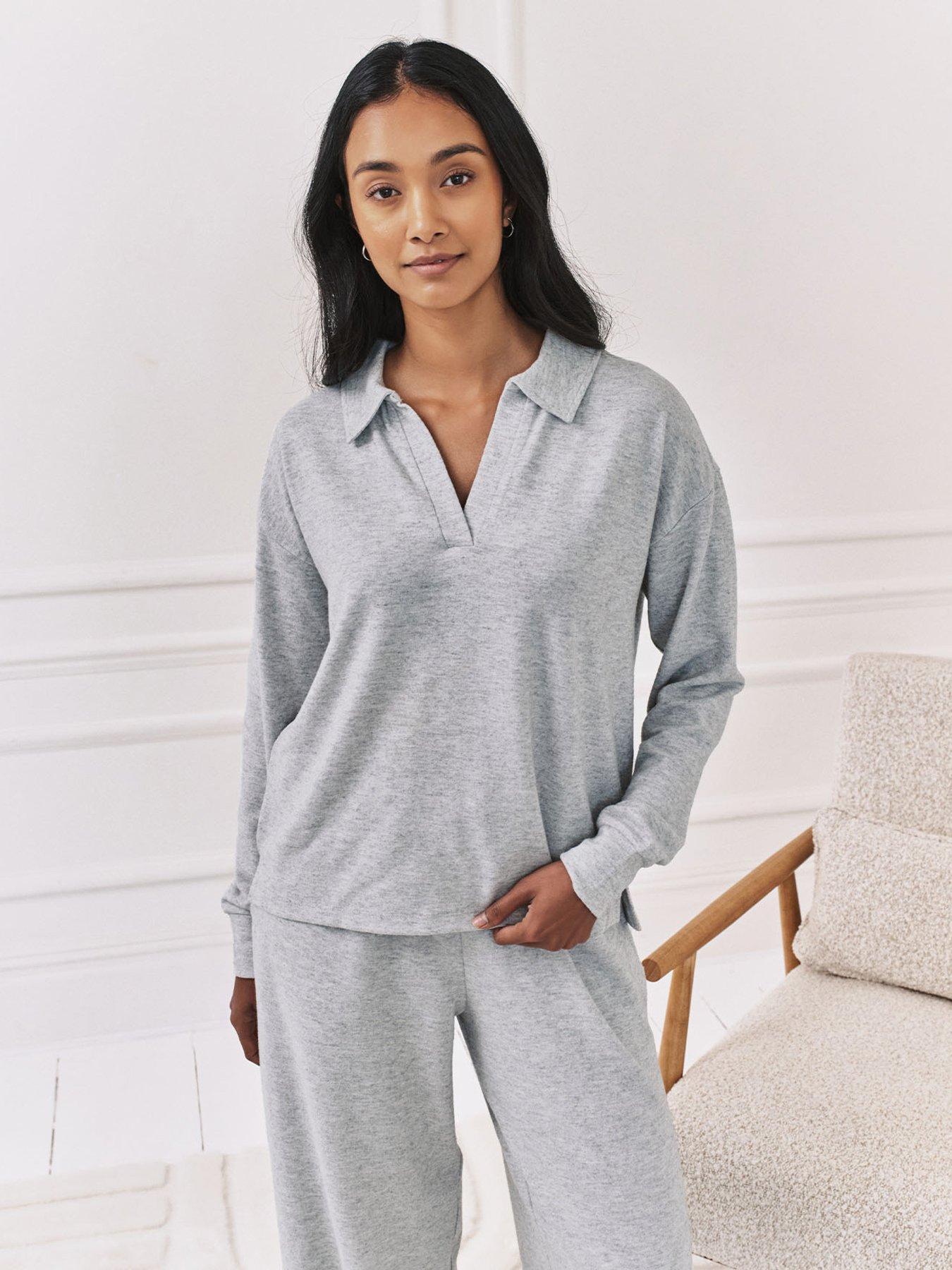 chelsea-peers-collared-v-neck-jumper-in-snit-greyfront