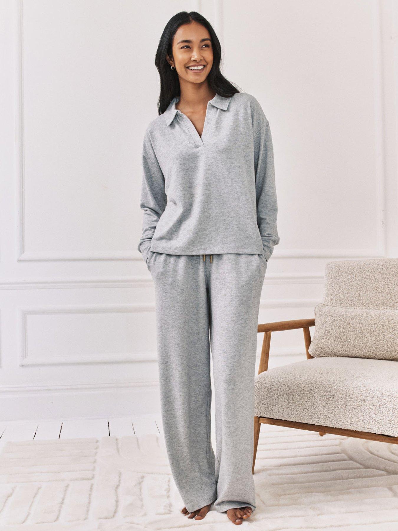 chelsea-peers-collared-v-neck-jumper-in-snit-greyback