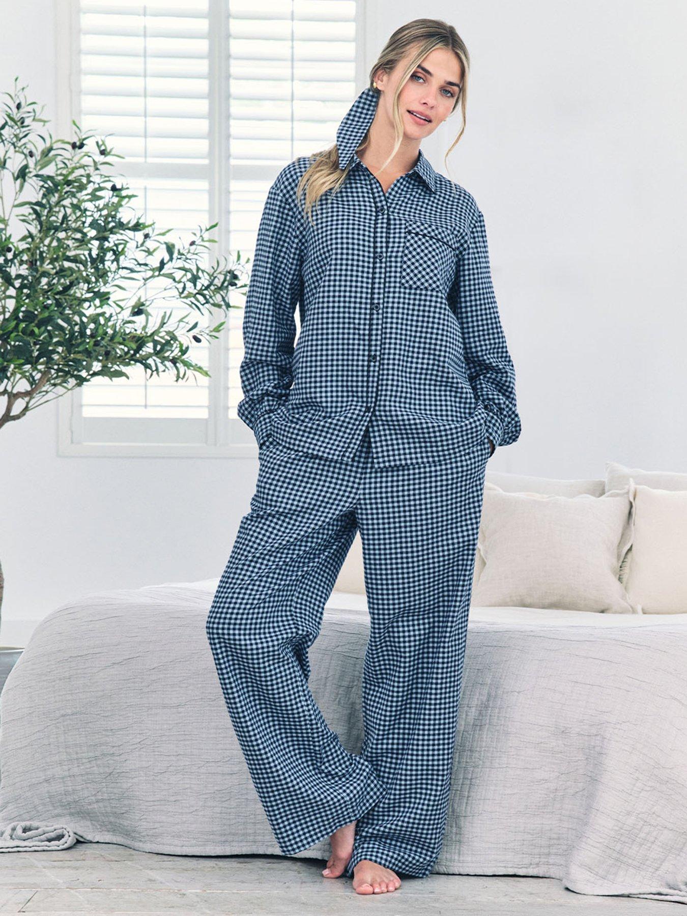 CHELSEA PEERS Button Down Shirt And Slouchy Straight Leg Bottoms In Brushed Woven Cotton+scrunchy - Navy