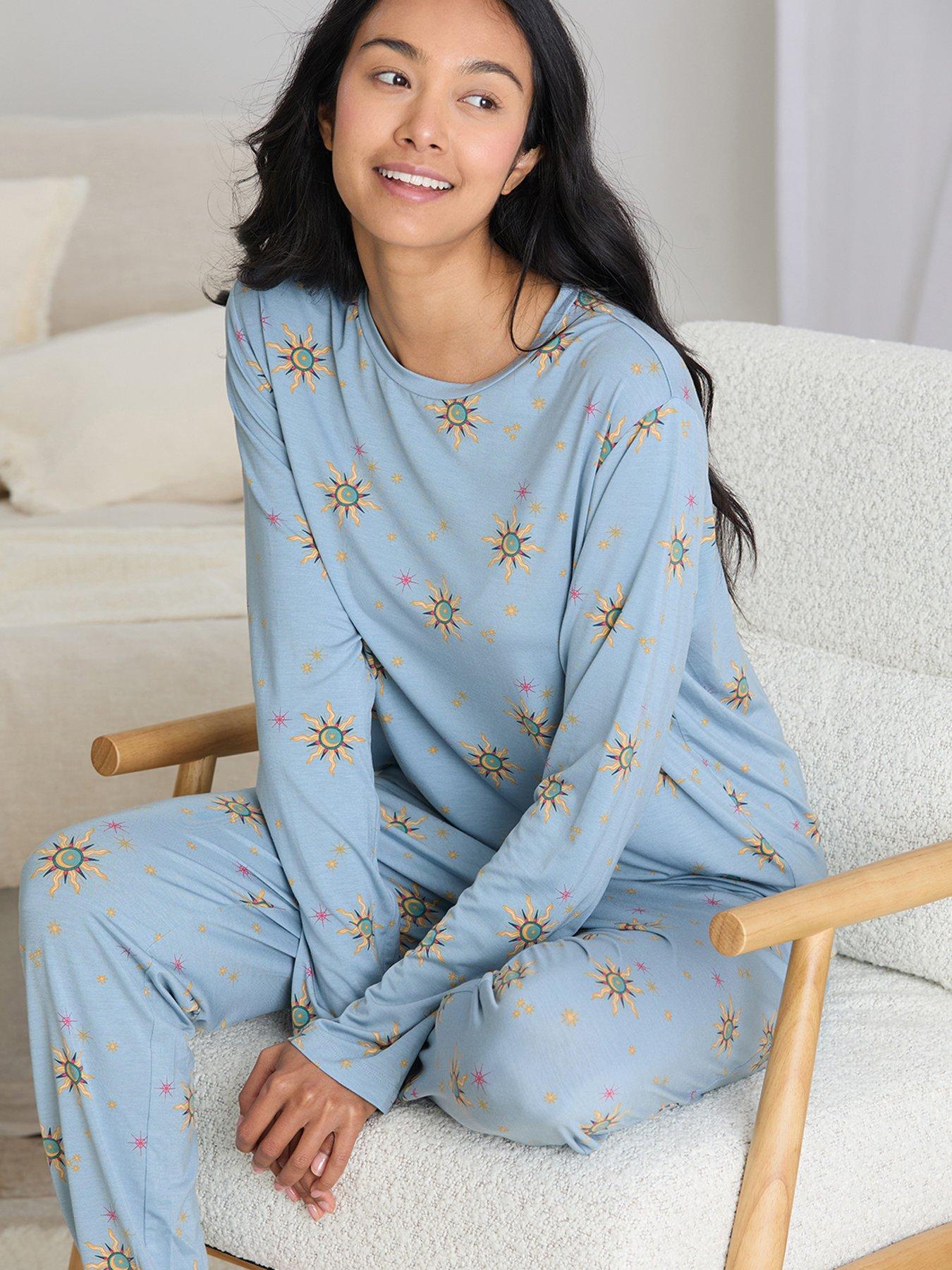 chelsea-peers-long-crew-neck-set-bluestillFront