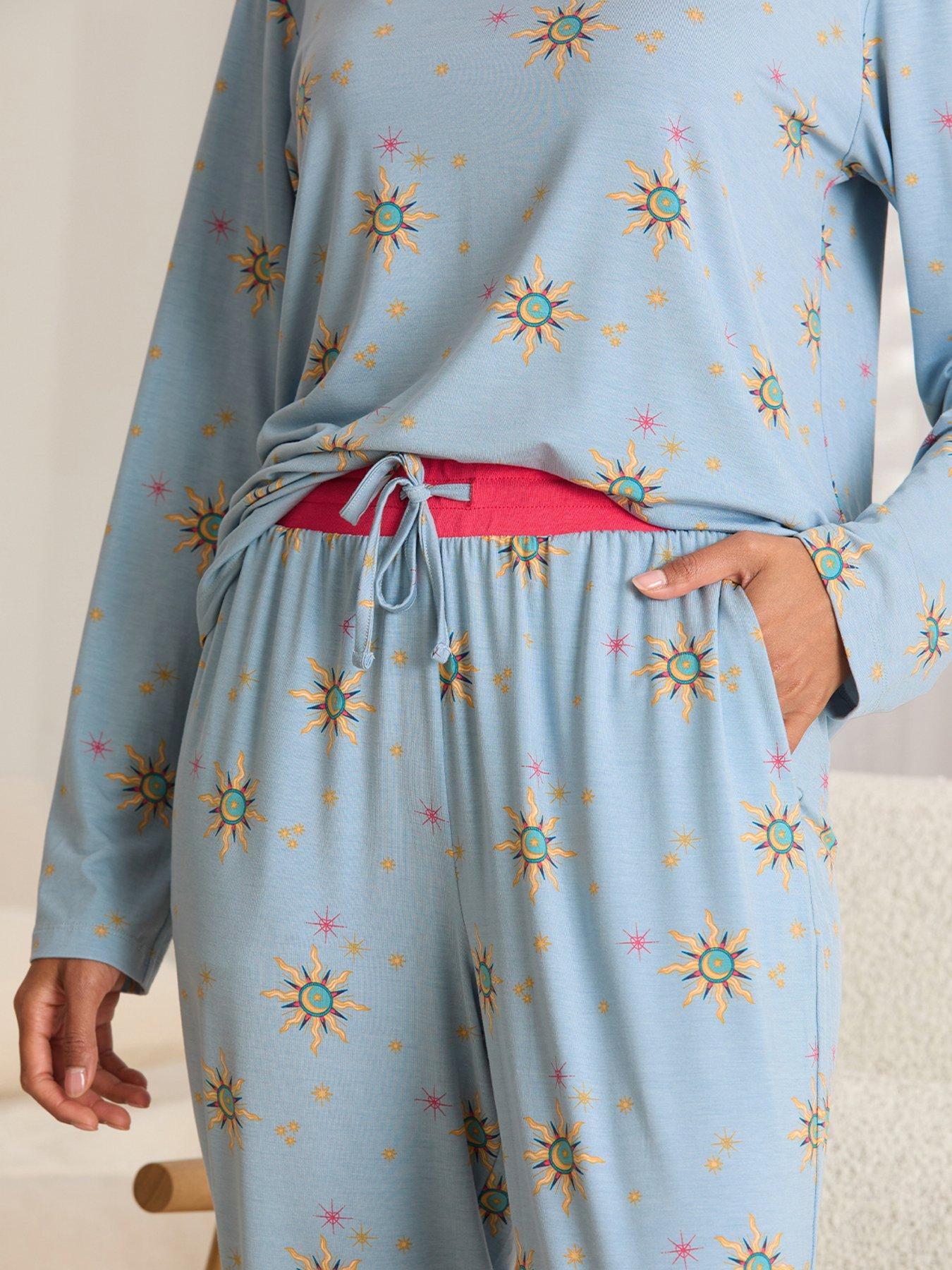 chelsea-peers-long-crew-neck-set-blueoutfit
