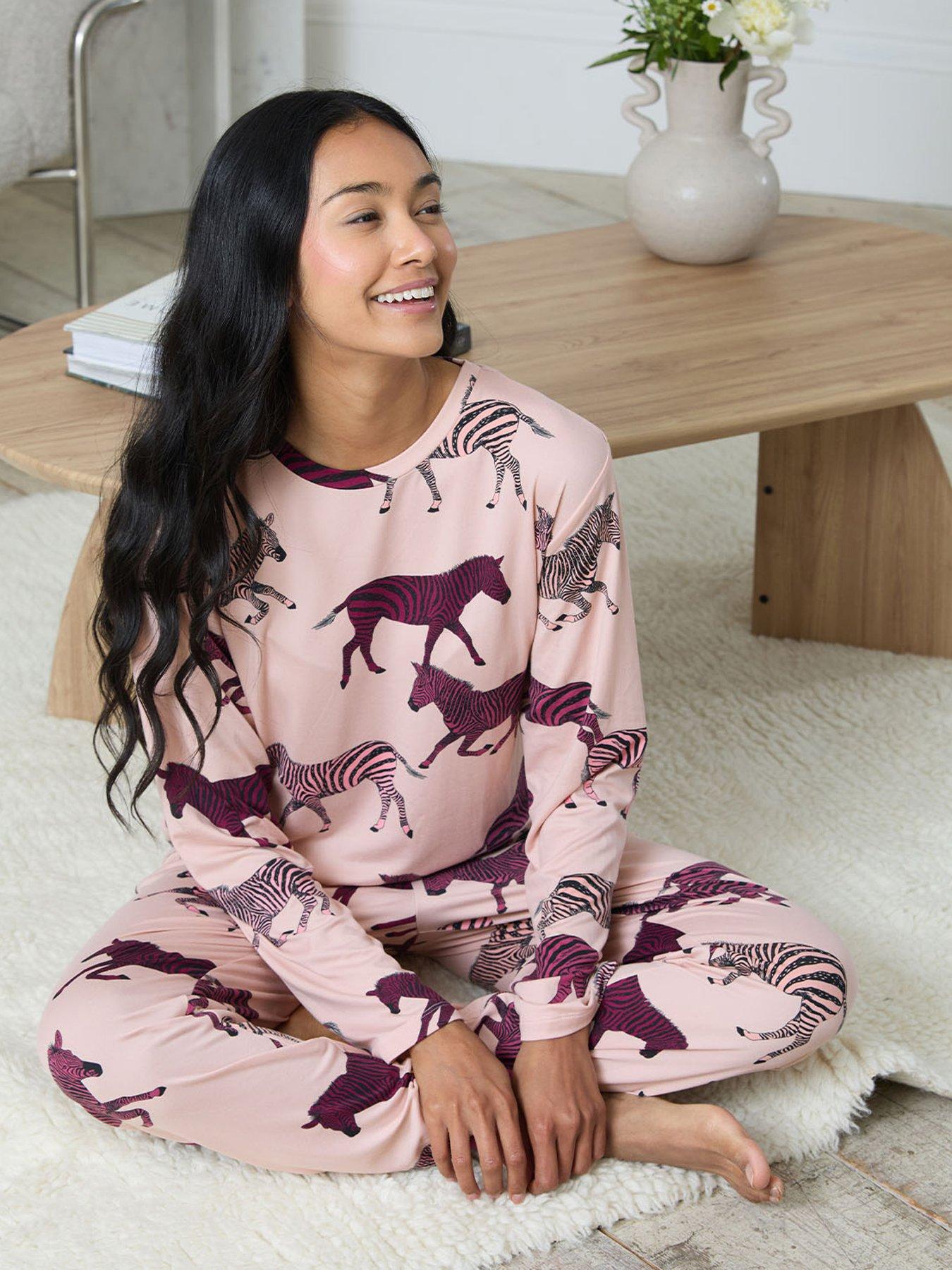 chelsea-peers-classic-long-sleeve-crew-neck-set-in-polyester-pinkdetail