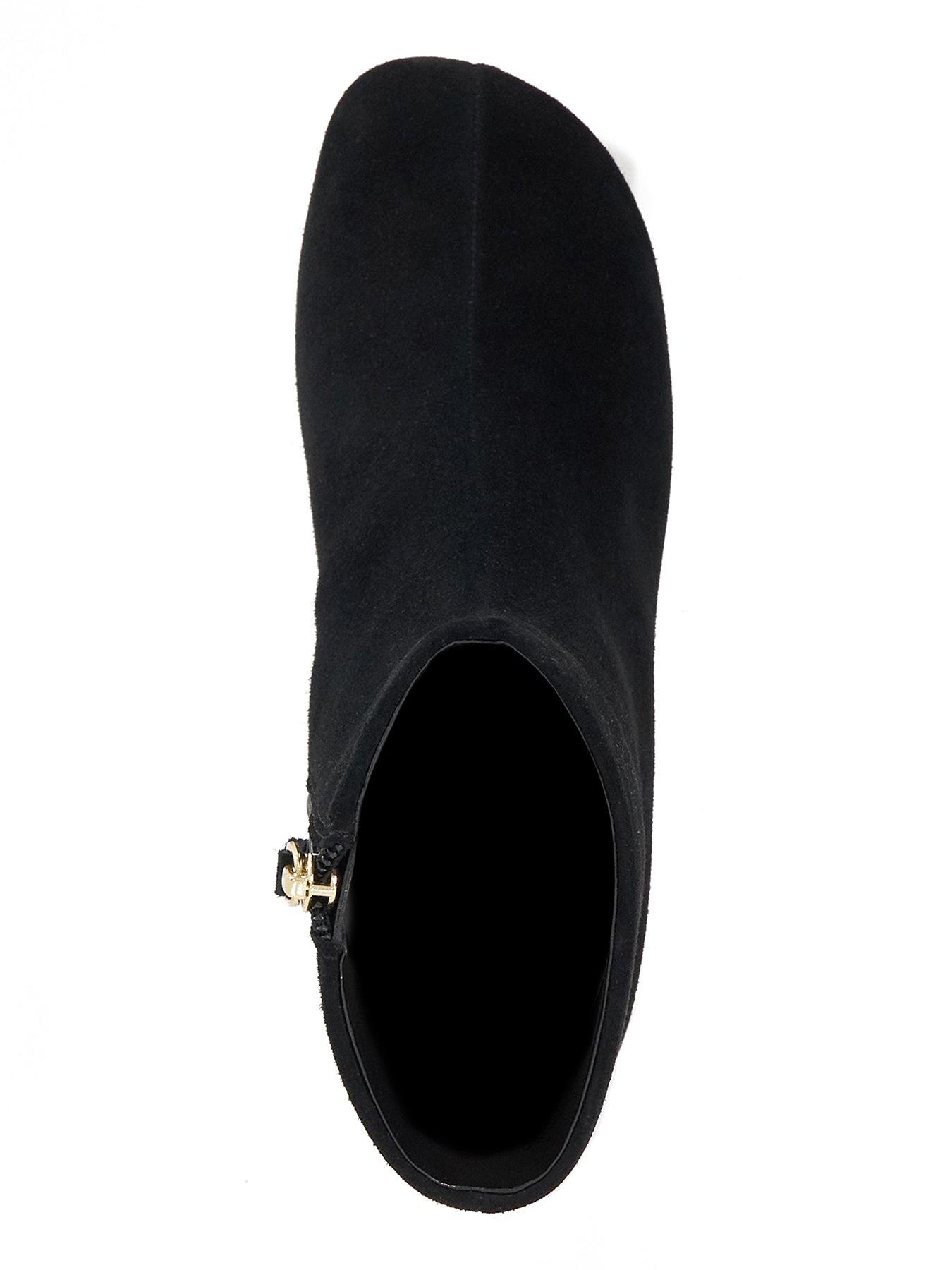 dune-london-orina-round-toe-ankle-boot-blackoutfit