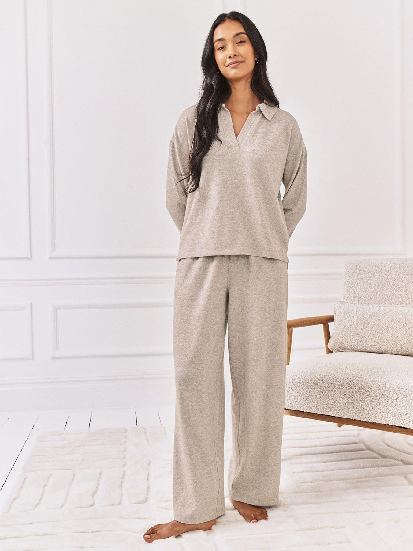 Image 1 of 6 of CHELSEA PEERS Snit Wide Leg Trouser - Camel Brown