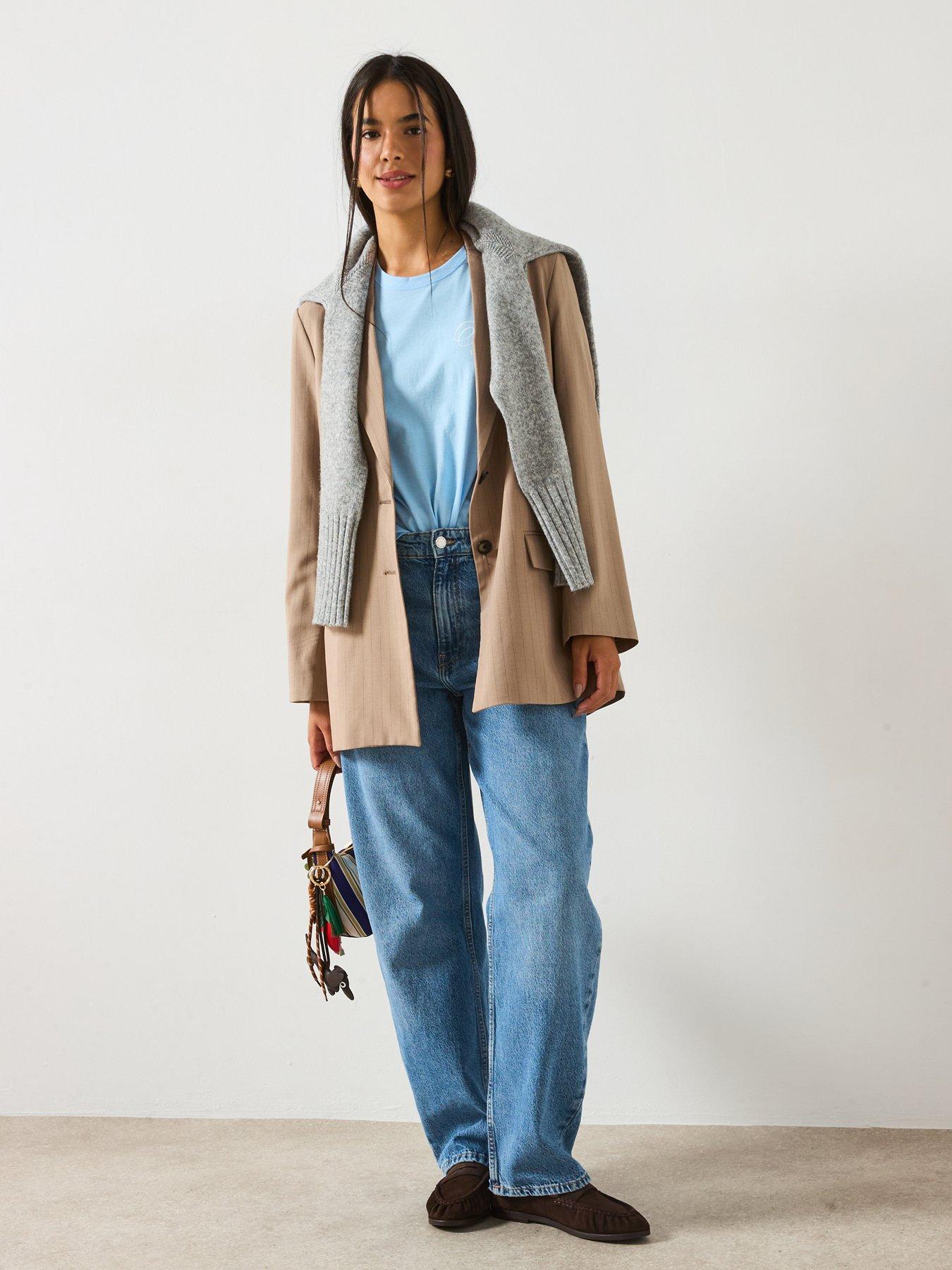 v-by-very-sports-club-graphic-oversized-t-shirt-with-back-print-blueback