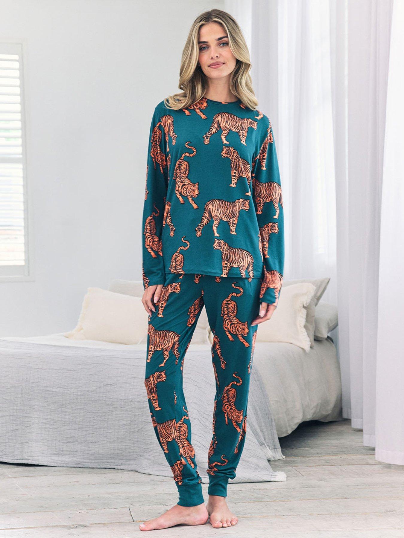 chelsea-peers-long-sleeve-crew-neck-set-with-tiger-print-in-polyester-tealfront
