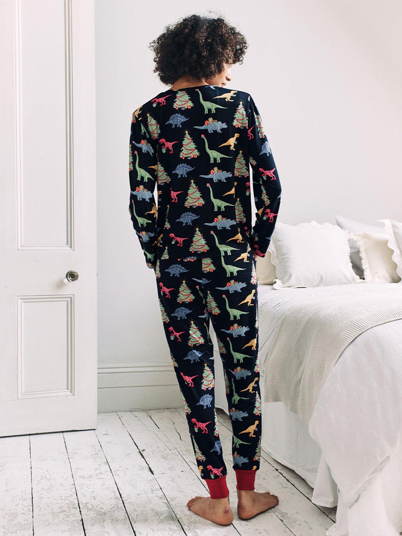 chelsea-peers-ladies-christmas-dinosaur-long-sleeve-crew-neck-set-in-polyester-dark-blueoutfit