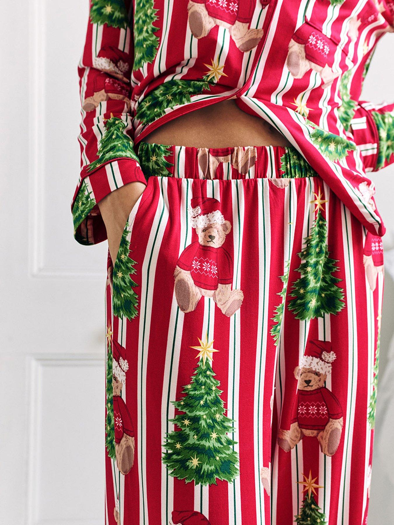 chelsea-peers-christmas-long-button-up-pyjama-set-red-printback