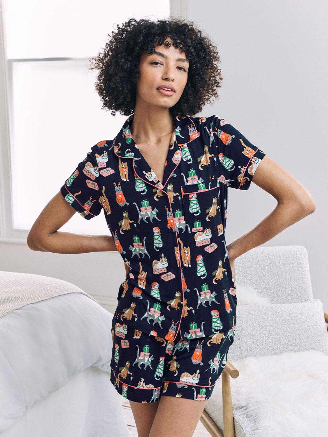 chelsea-peers-short-button-up-christmas-cat-pyjama-set-dark-blue