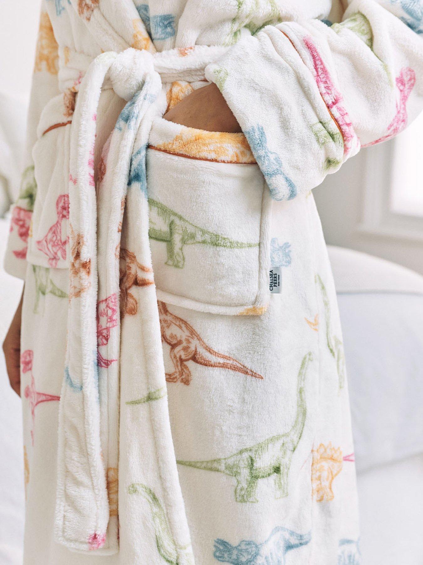 Image 3 of 5 of CHELSEA PEERS Classic Dressing Gown - White