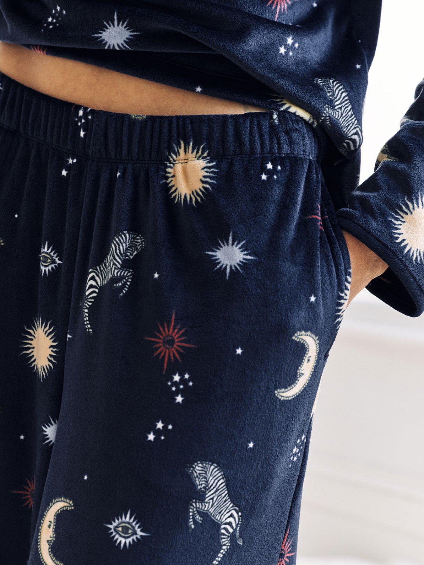 Image 4 of 6 of CHELSEA PEERS Chelsea Peers Zip Through And Wide Leg Jogger Set - Navy