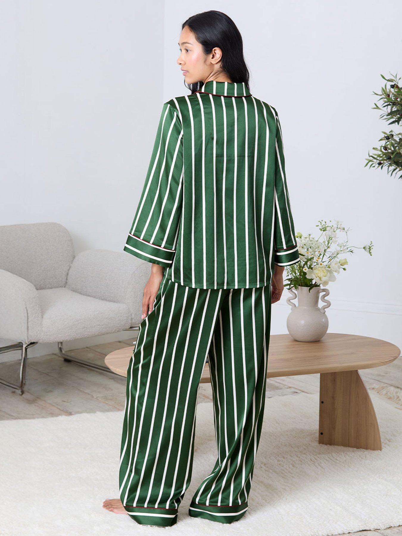 chelsea-peers-flared-sleeve-button-up-and-wide-leg-bottoms-greenoutfit