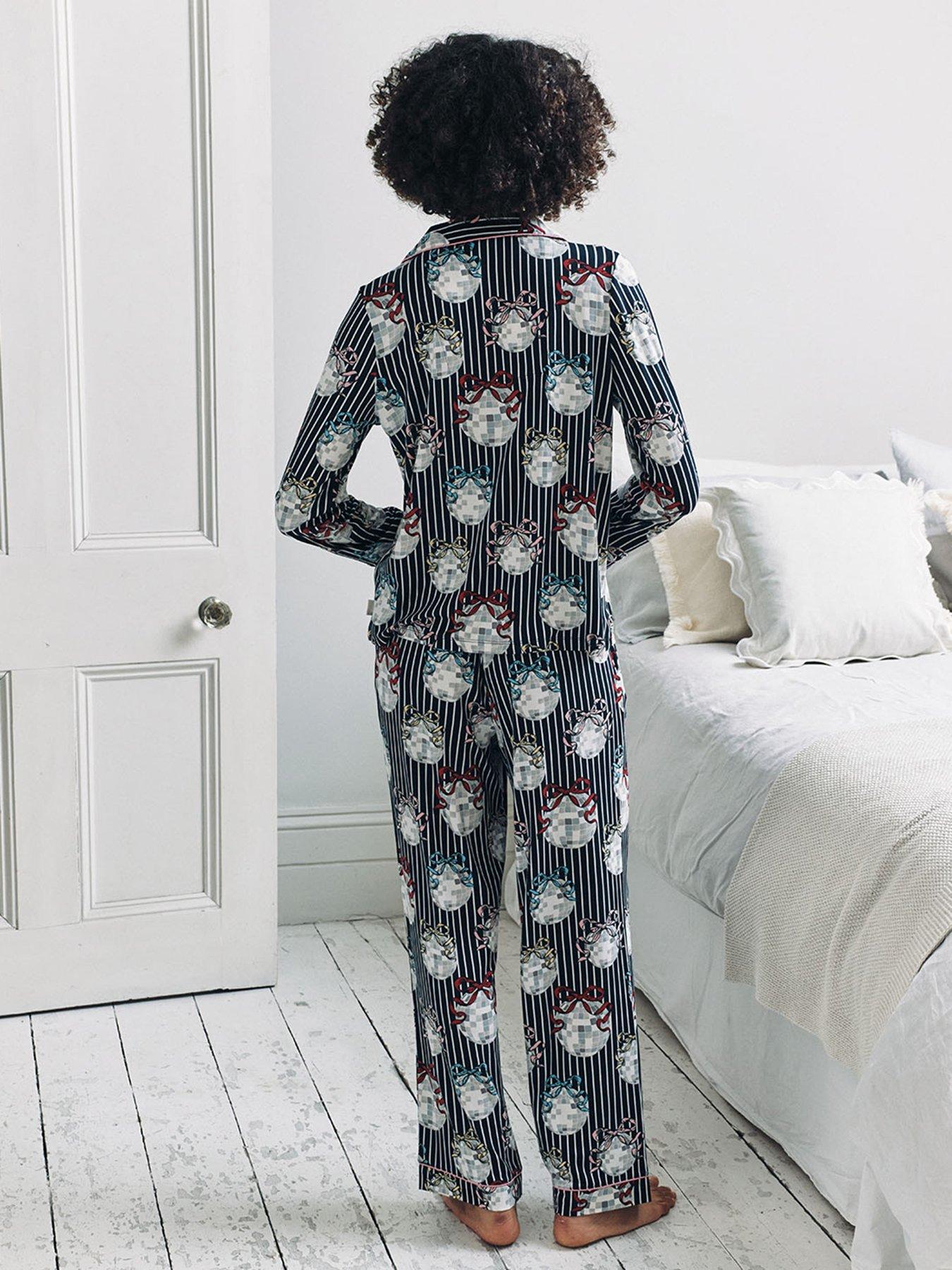 chelsea-peers-christmas-long-button-up-set-navyoutfit