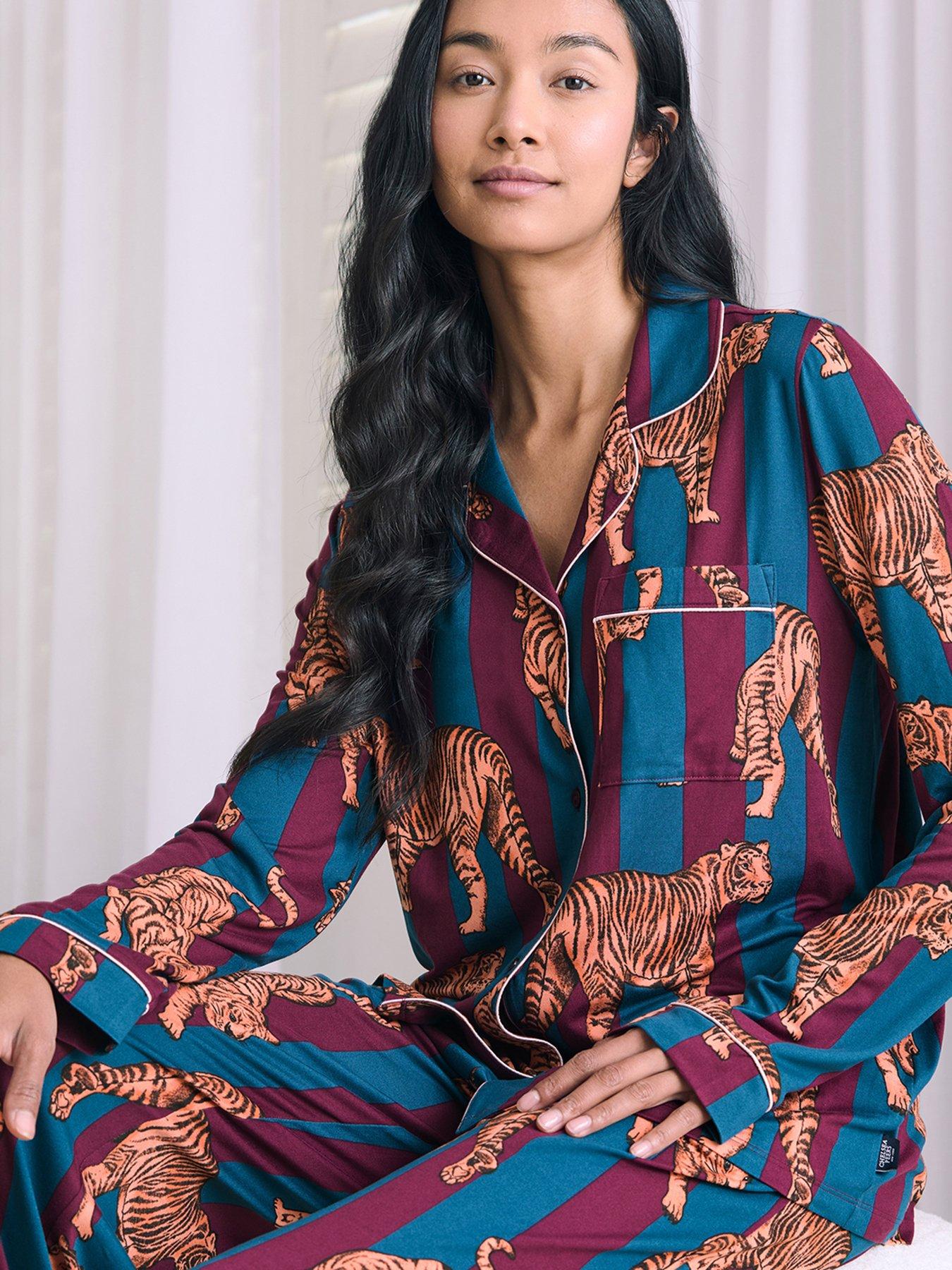 chelsea-peers-classic-long-button-up-set-in-polyester-redback