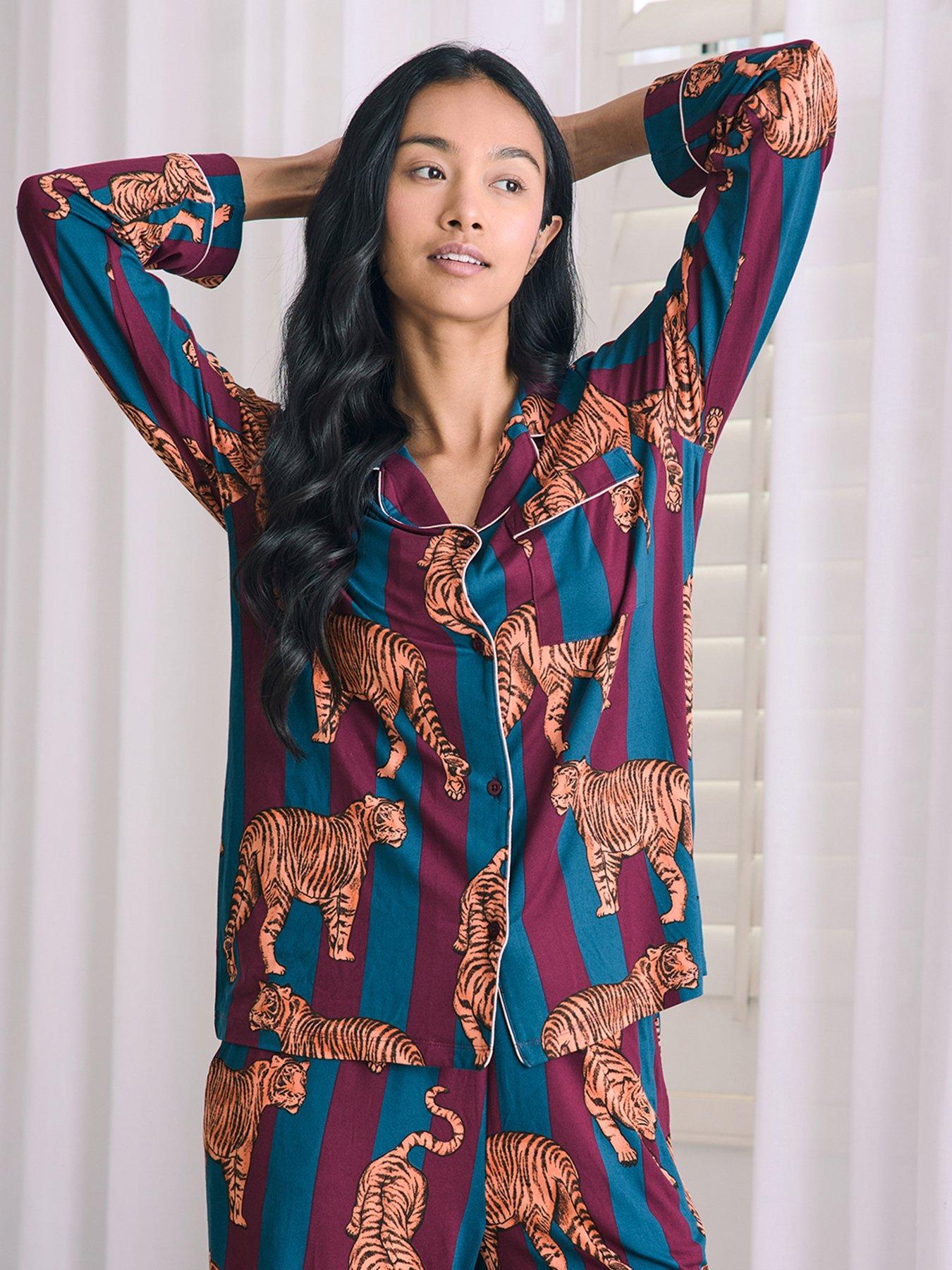 chelsea-peers-classic-long-button-up-set-in-polyester-redoutfit