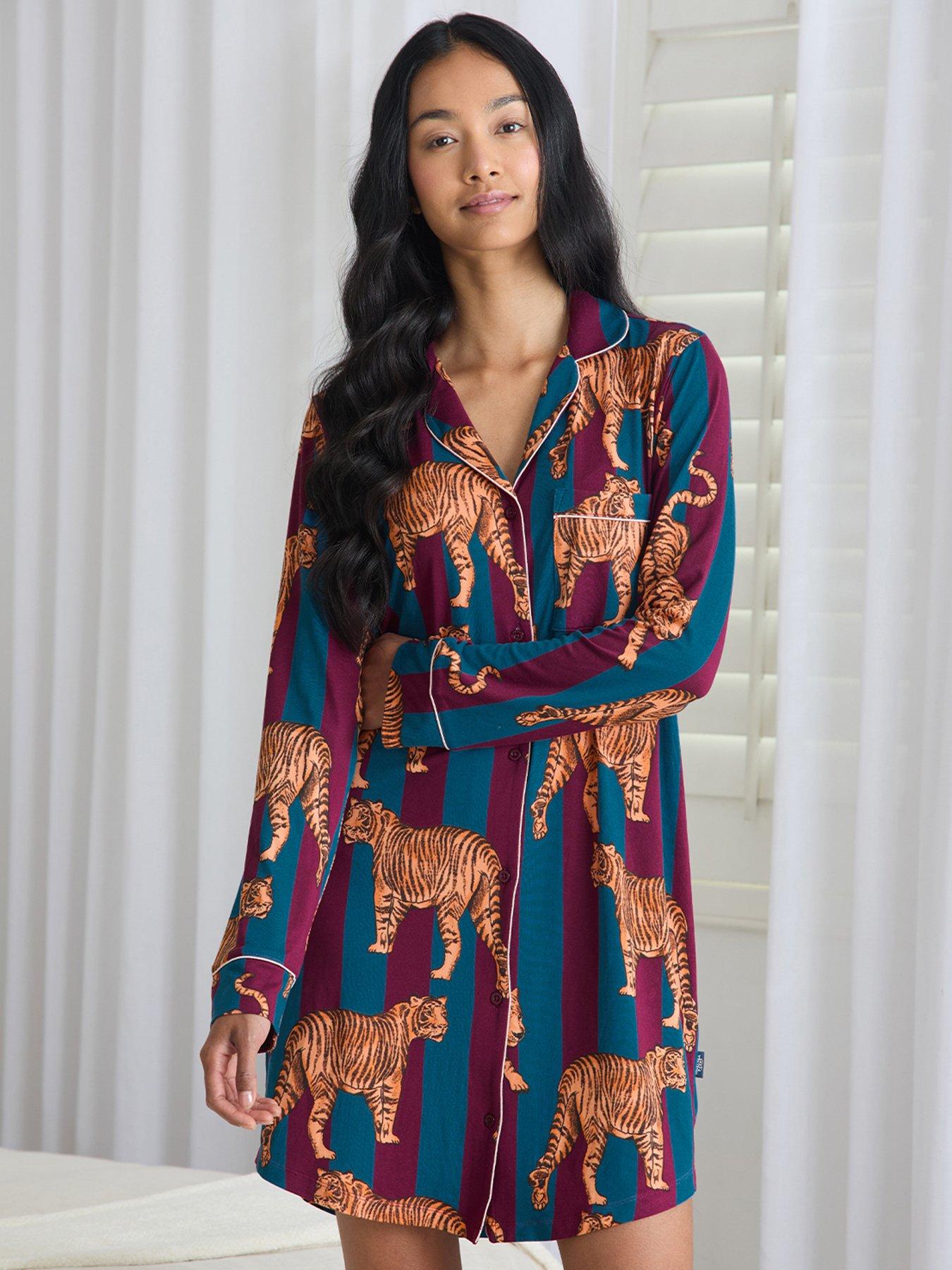 chelsea-peers-classic-night-shirt-in-polyester-redstillFront