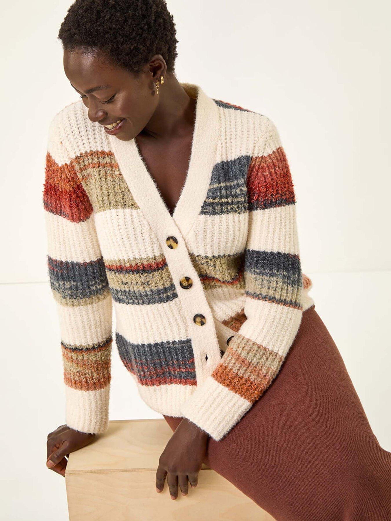 roman-stripe-buttoned-knit-cardigan-ivoryoutfit