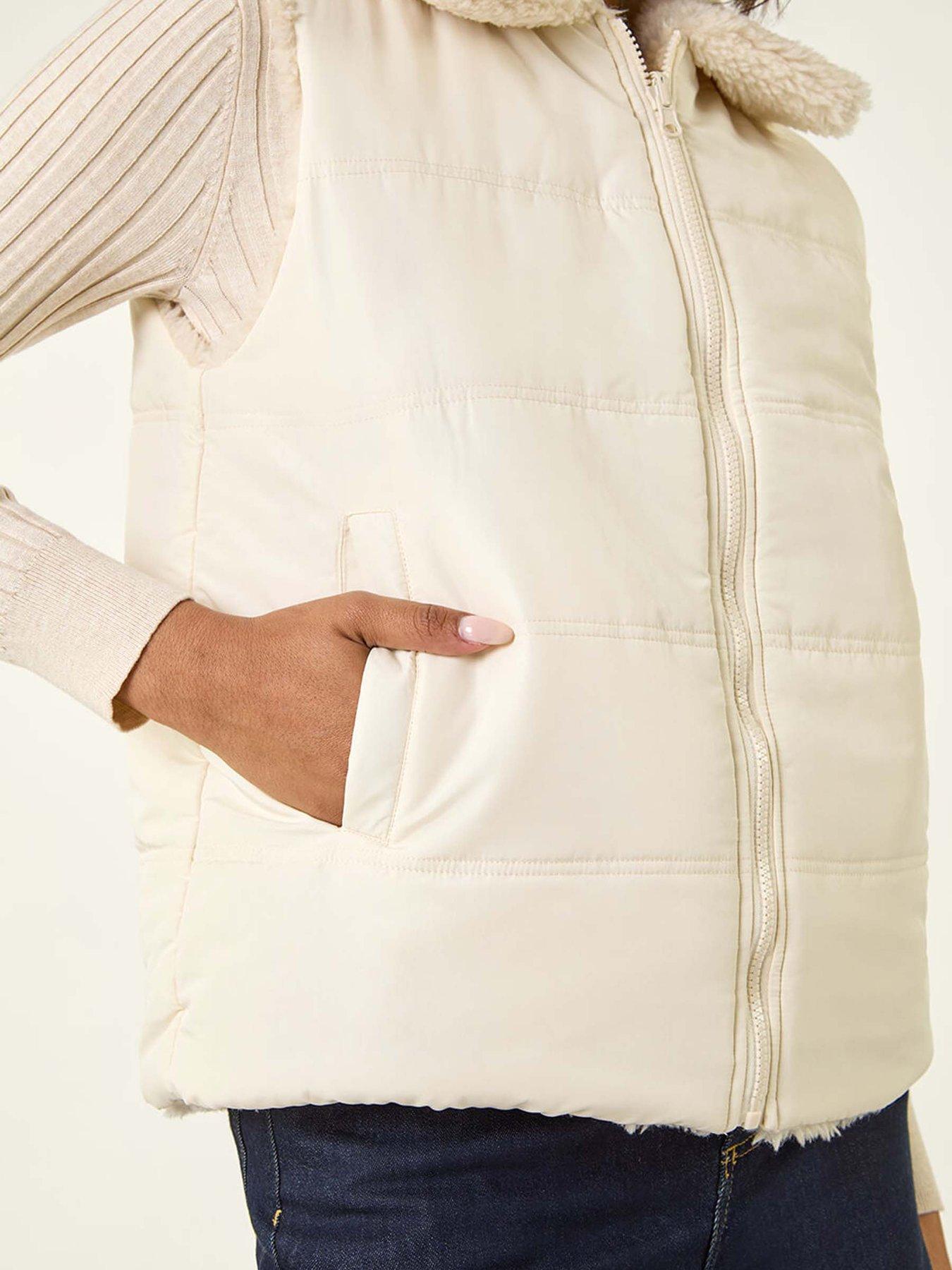 roman-reversible-fur-zip-gilet-creamdetail