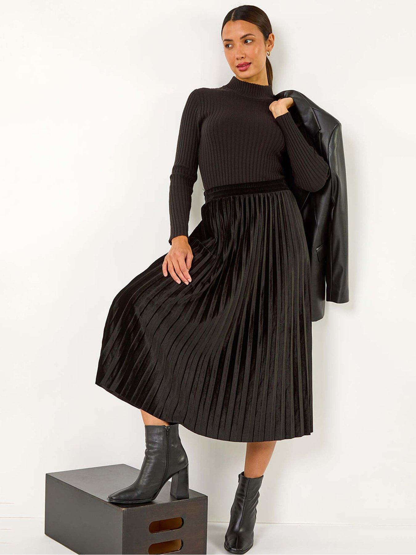 roman-velvet-pleated-midi-skirt-blackoutfit
