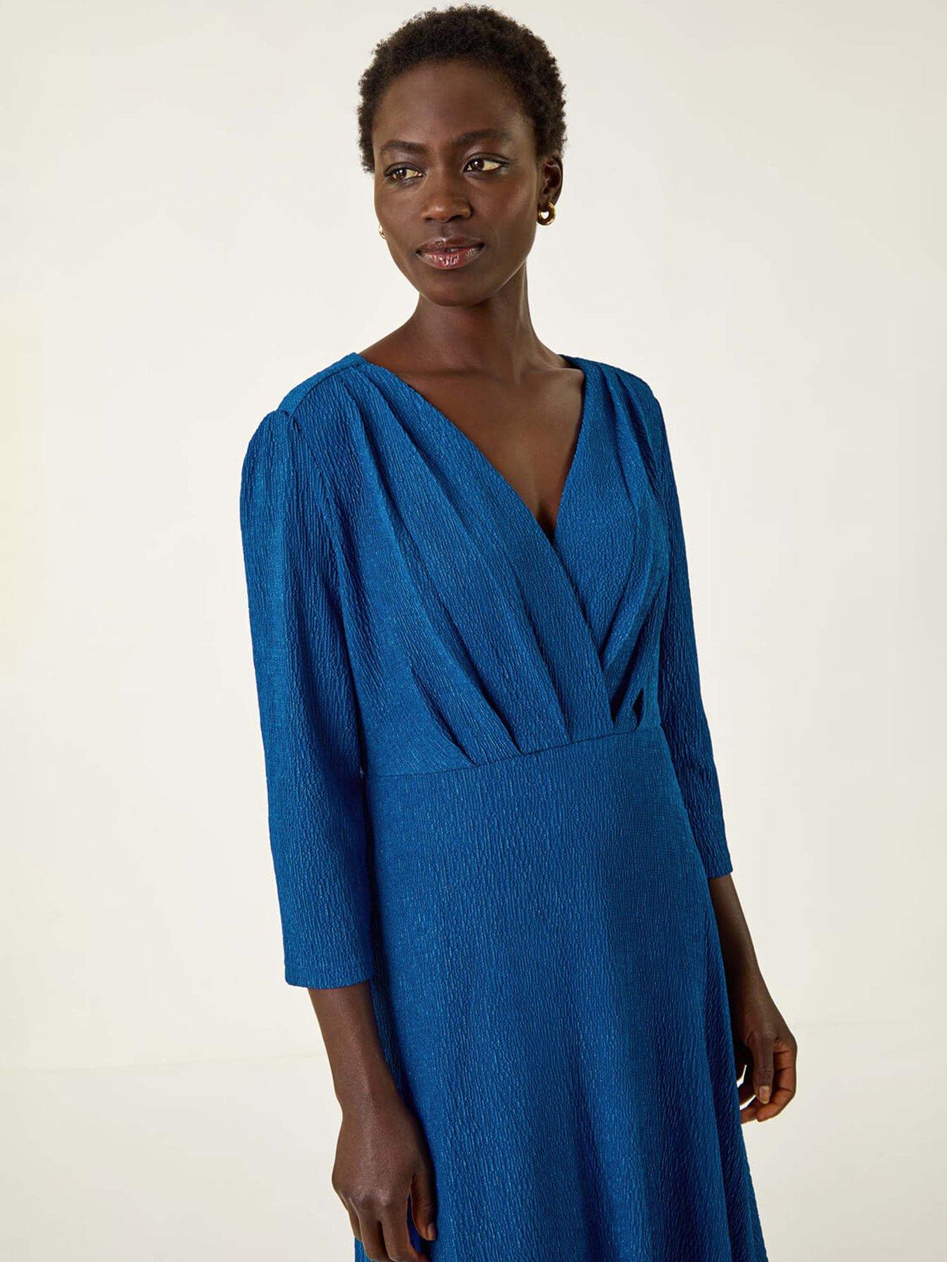 roman-textured-wrap-midi-dress-royal-blueoutfit