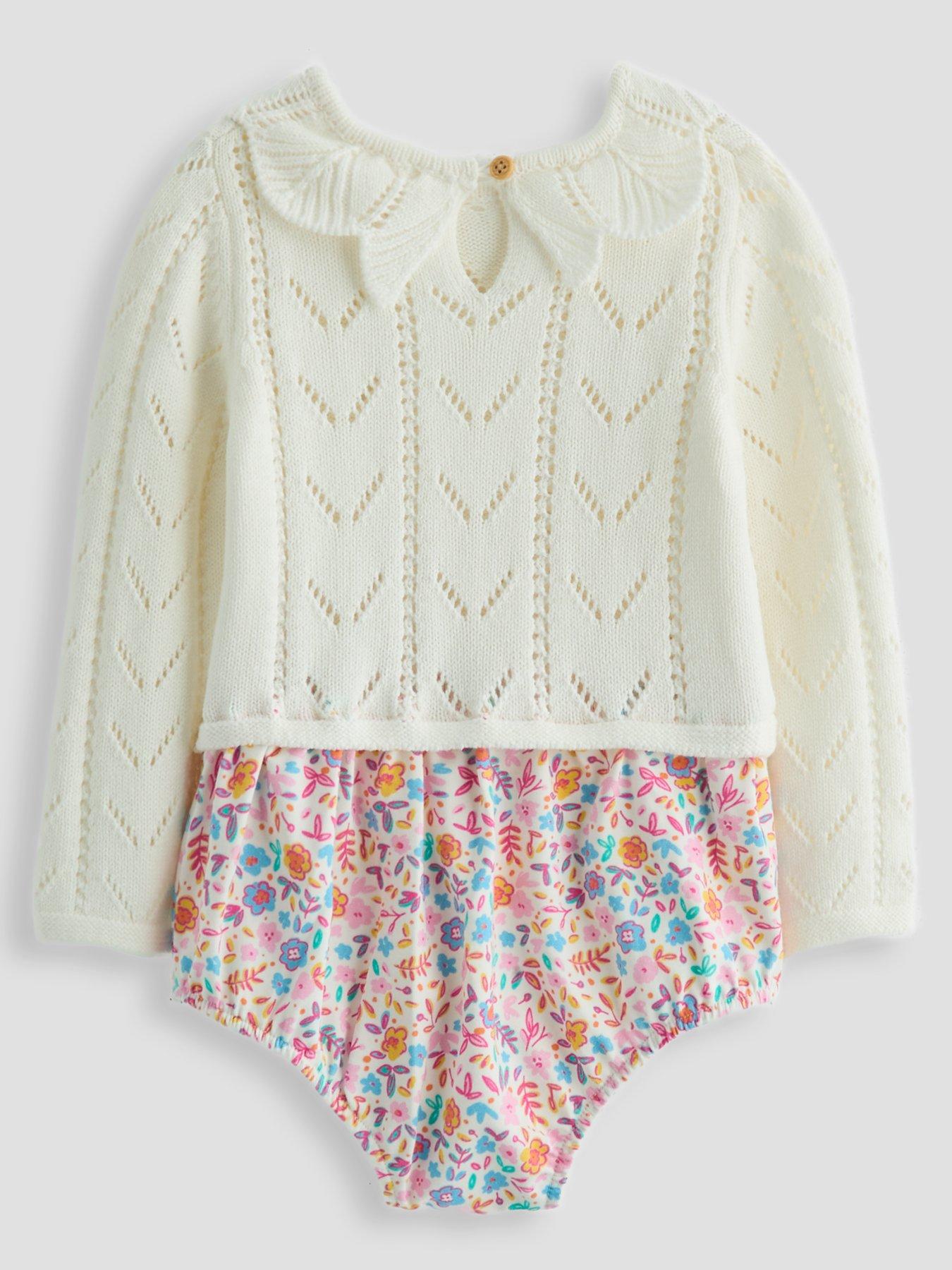 the-very-collection-floral-knit-romper-whiteback