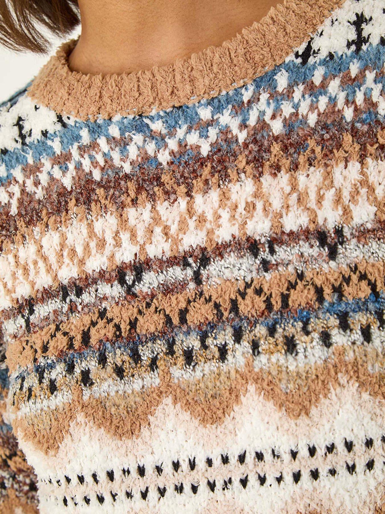 roman-jacquard-soft-knit-jumper-biscuitdetail