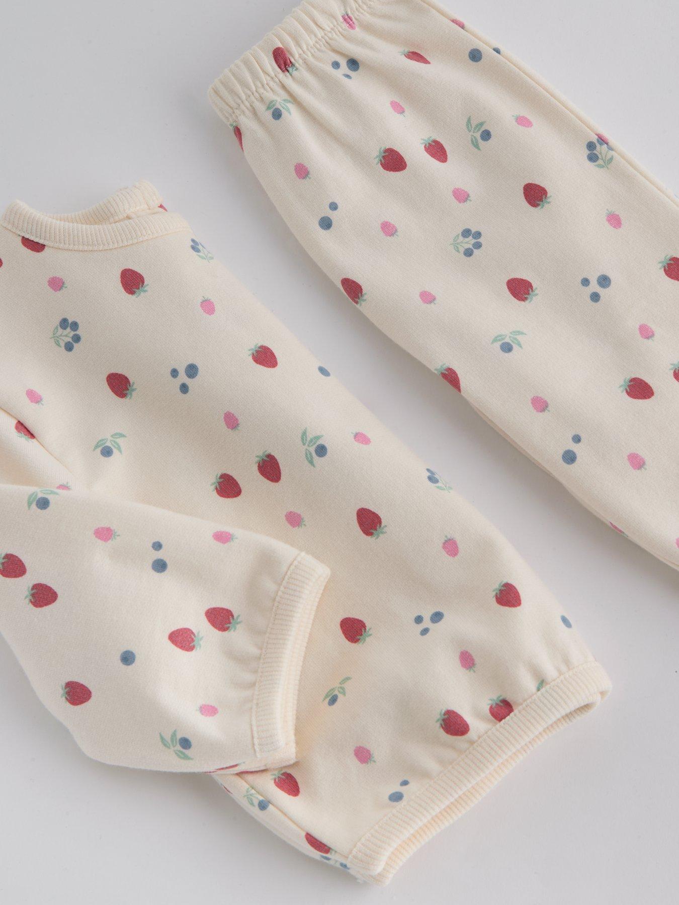 the-very-collection-fruit-print-2-piece-top-and-joggers-set-creamoutfit