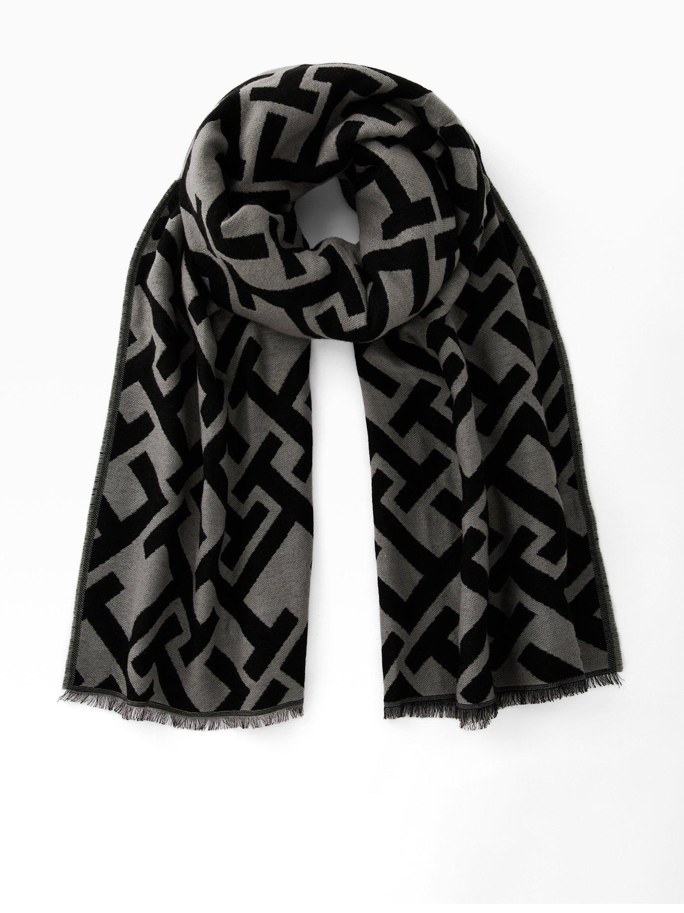 tommy-hilfiger-monogram-heavy-scarf-black