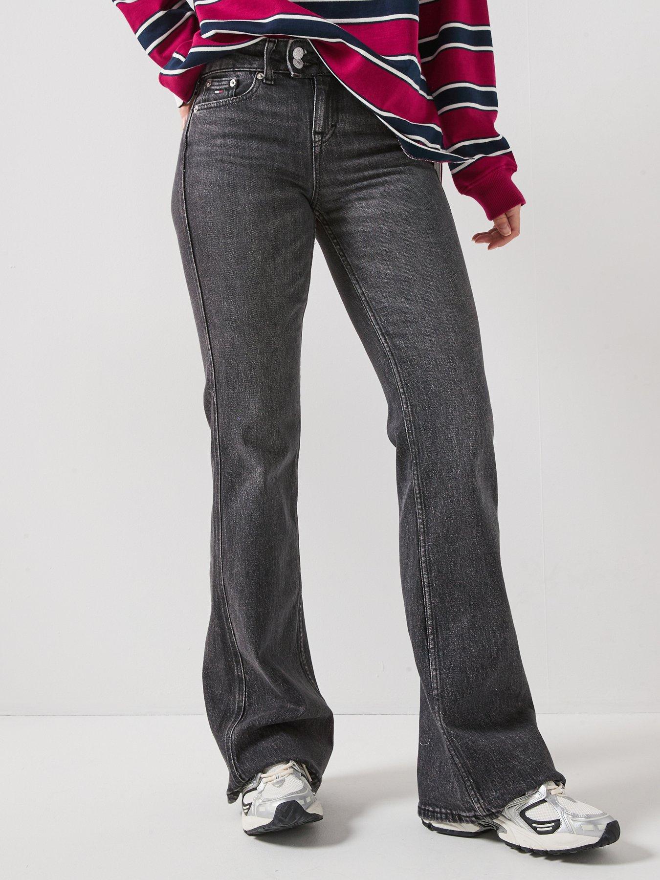 tommy-jeans-sia-low-rise-bootcut-jean-blackfront