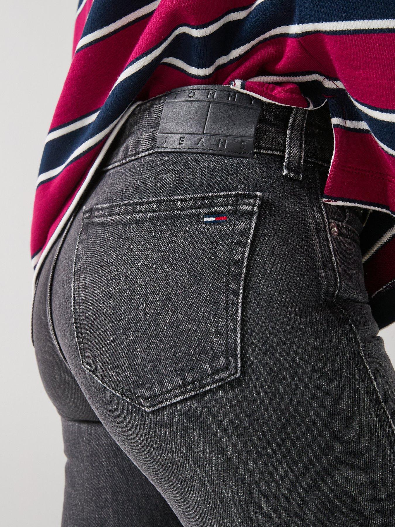 tommy-jeans-sia-low-rise-bootcut-jean-blackoutfit