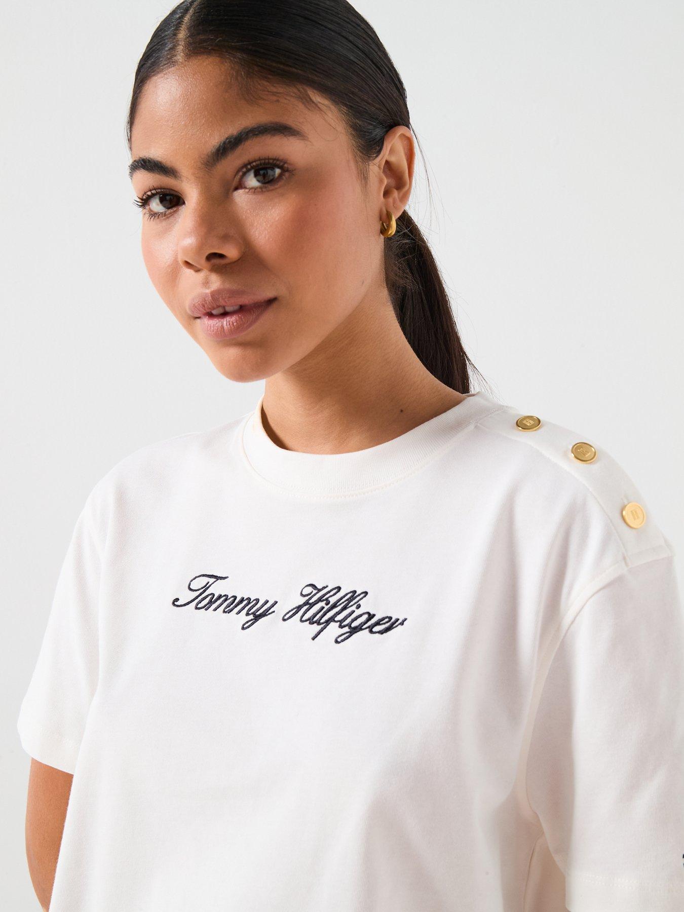 tommy-hilfiger-gold-button-detailed-top-whiteoutfit