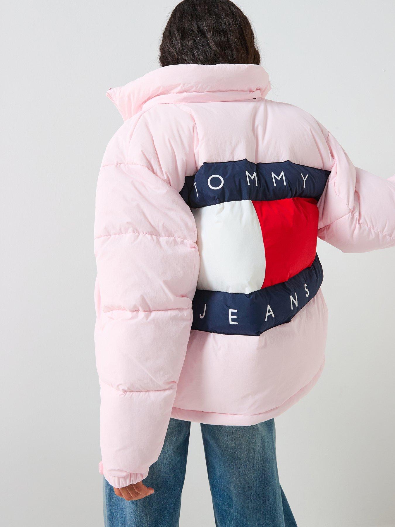 tommy-jeans-hooded-flag-puffer-coat-light-pinkfront