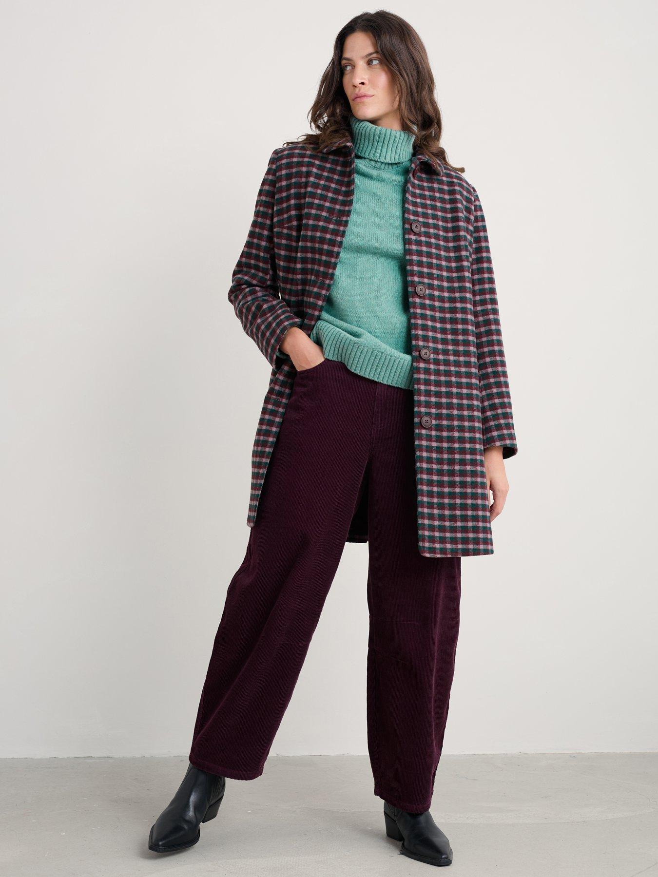 seasalt-cornwall-wood-cabin-coat-cursyway-dark-forage-pinkback