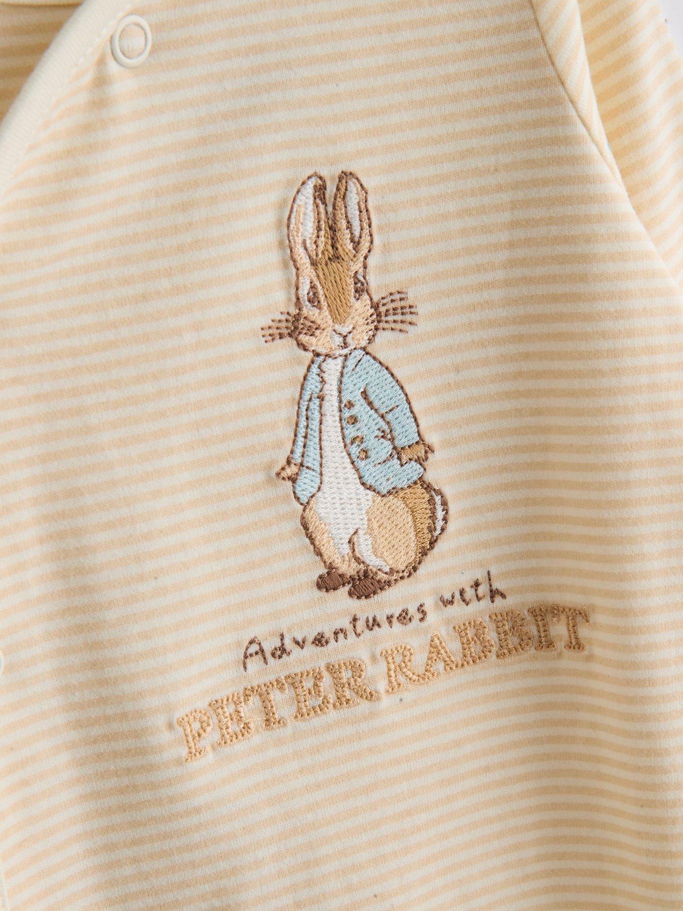 the-very-collection-2pk-peter-rabbit-sleepsuitsdetail